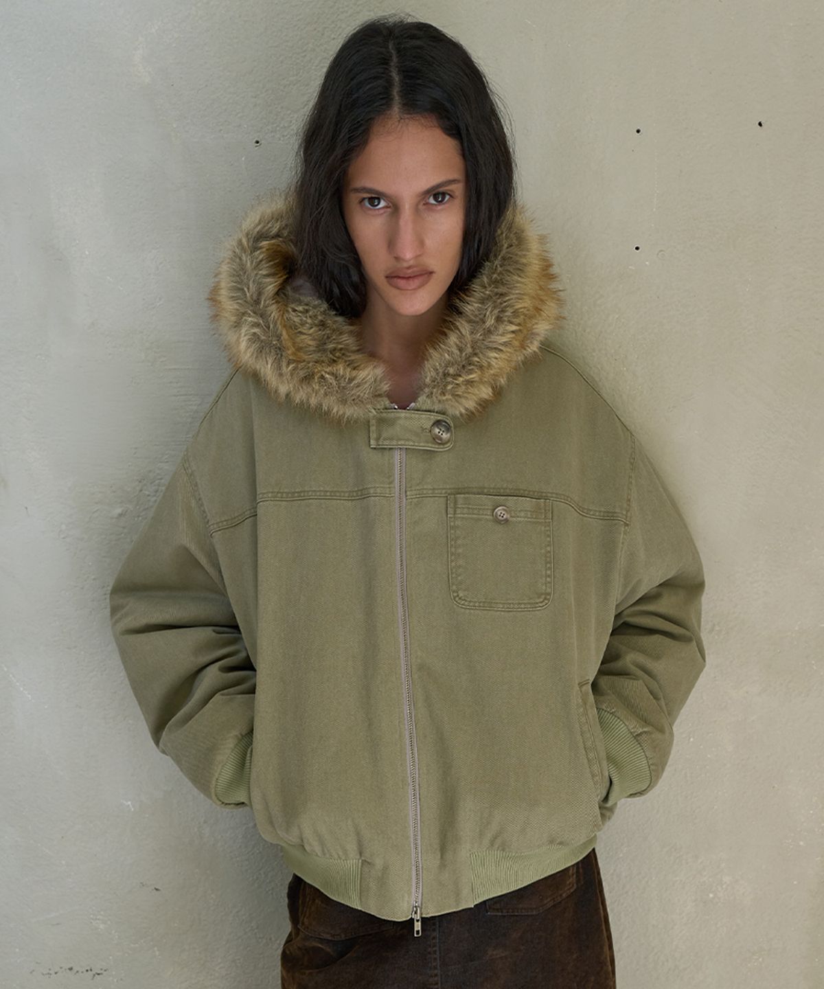 기준(KIJUN) FUR HOODED BOMBER JACKET_BEIGE