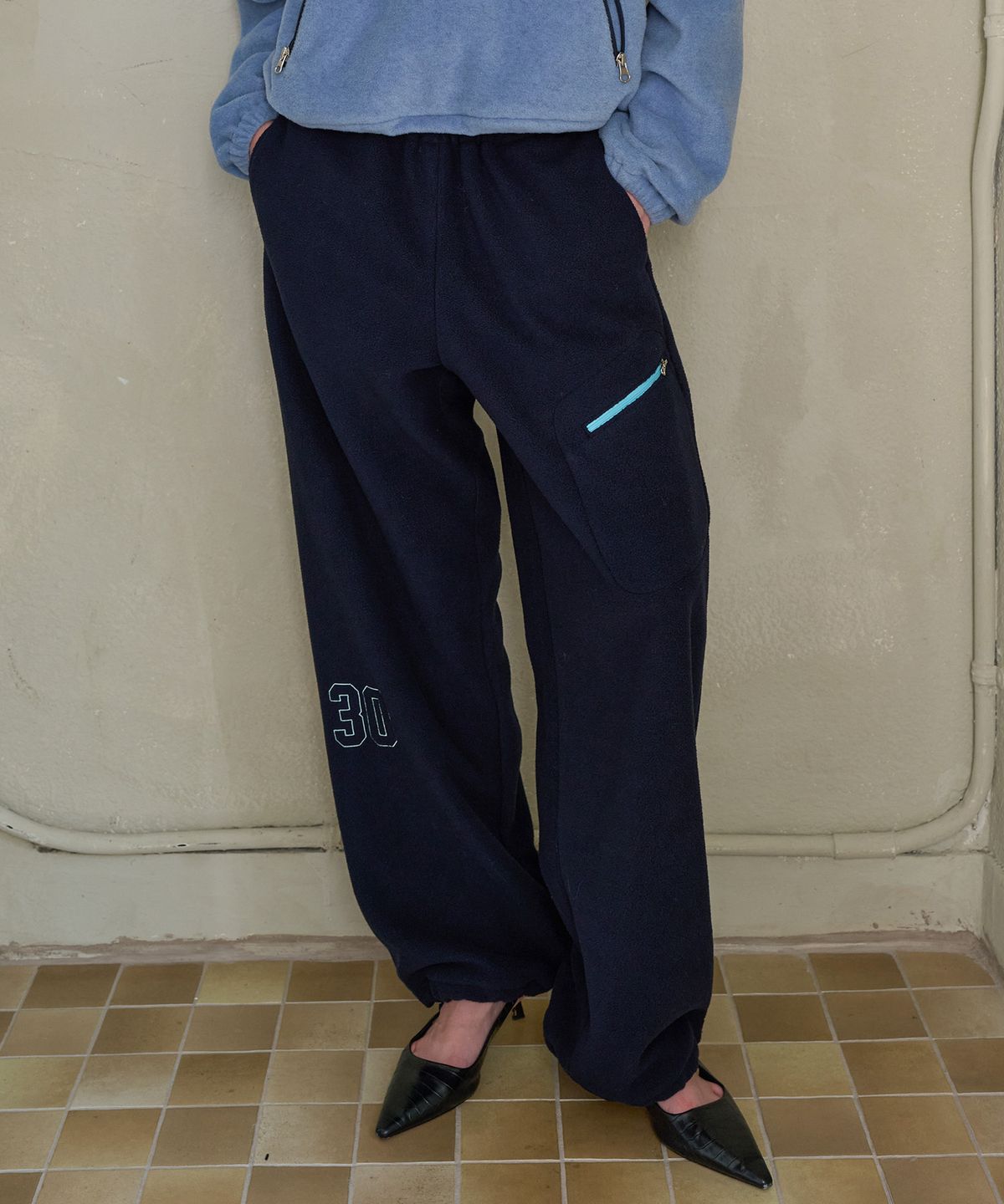 기준(KIJUN) SOFT FLEECE SWEATPANTS_NAVY