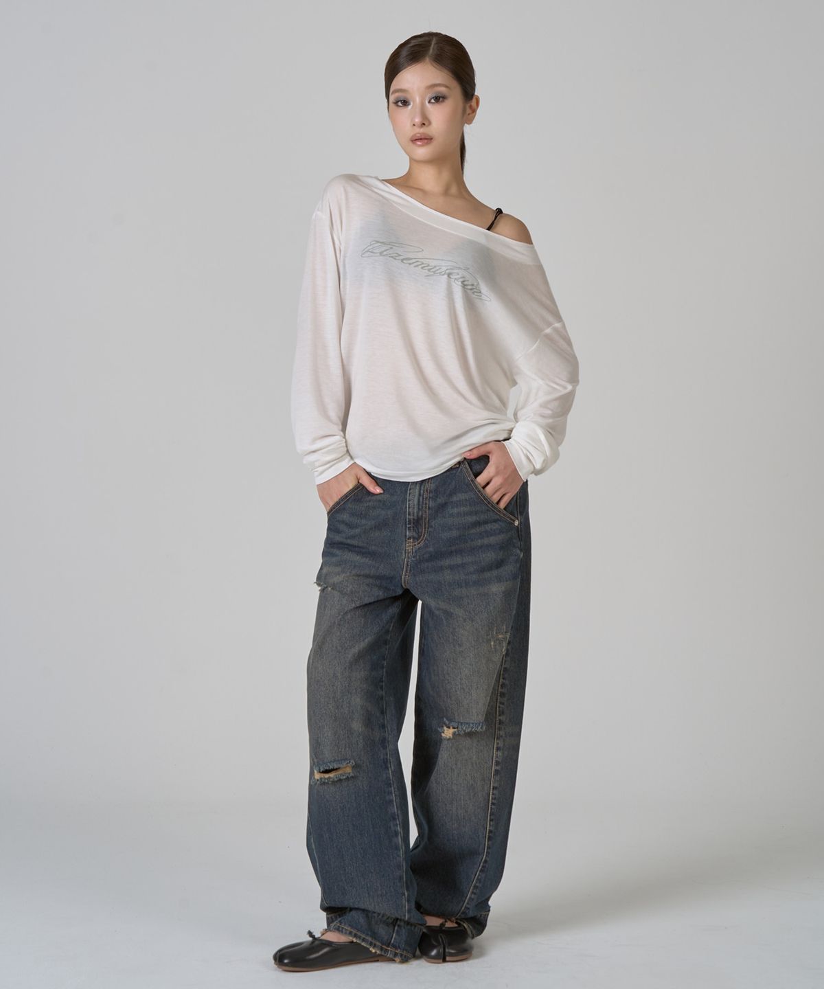지제뮤지엄(ZIZEMUSEUM) CURVED WASHED DENIM PANTS (VINTAGE BLUE)