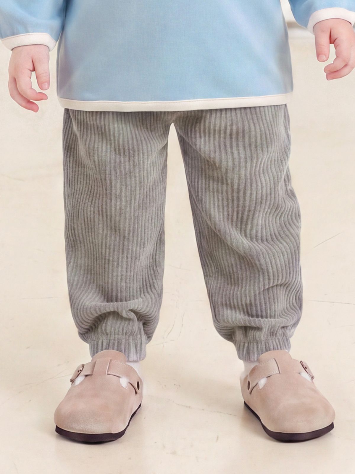 몰리멜리(MOLLIMELLI) 샤이스텔라벨로아조거팬츠