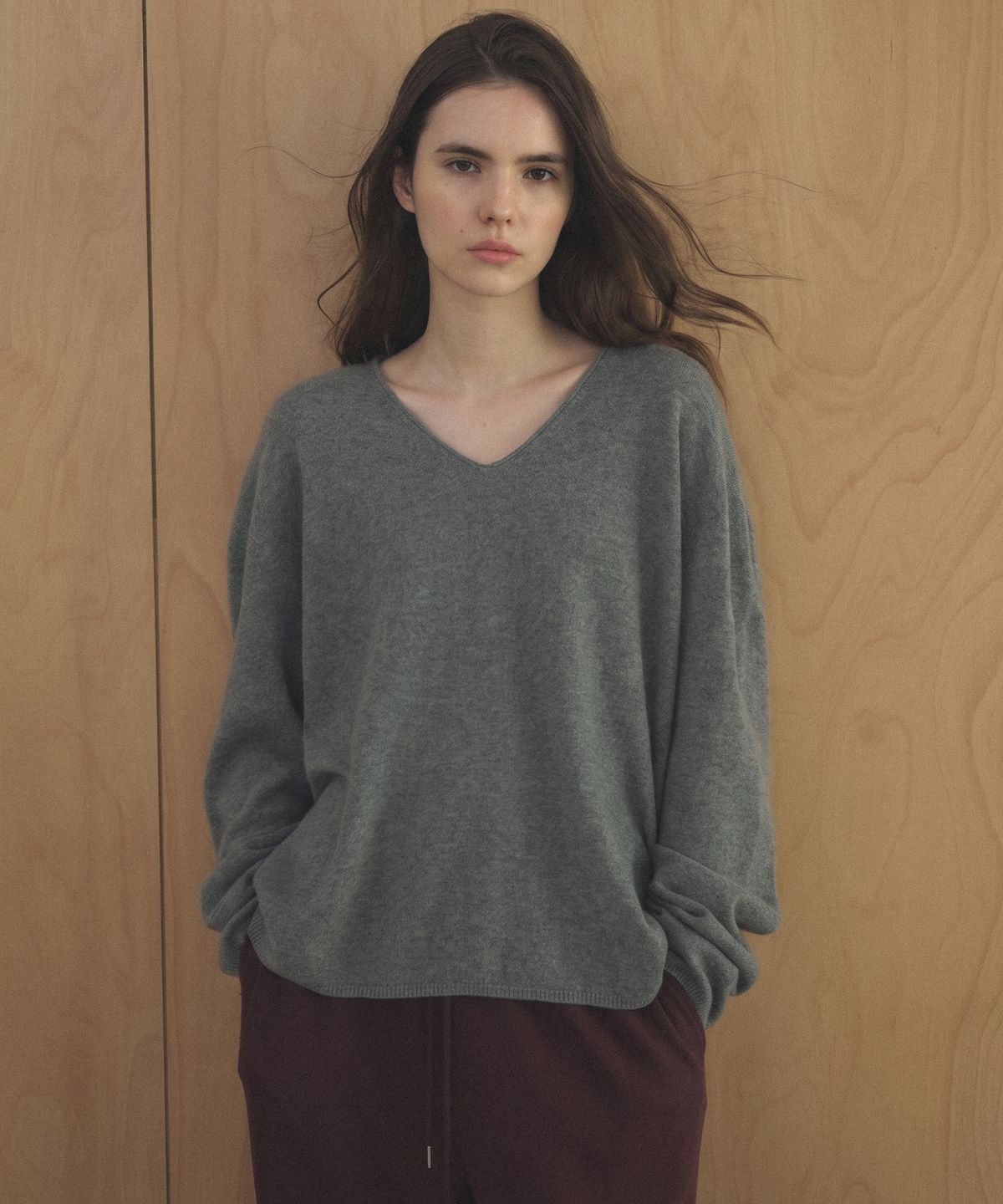 틸아이다이(TILL I DIE) CASHMERE BLENDED V-NECK WOOL KNIT [TIFA04SW11]_Gray