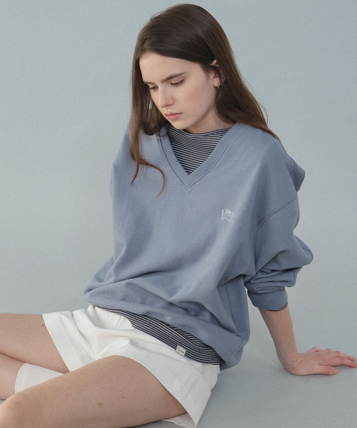 틸아이다이(TILL I DIE) LOOSE FIT V-NECK SWEATSHIRT [TIFA04LT20]_Blue