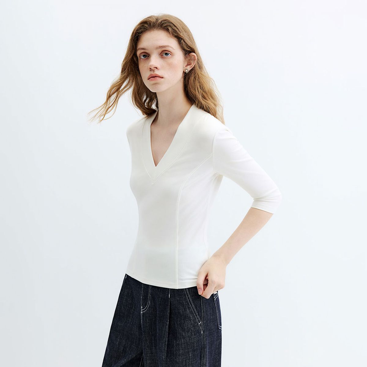 웬스데이딜라잇(WEDNESDAY DELIGHT) WD_V-neck waist slim top_3color