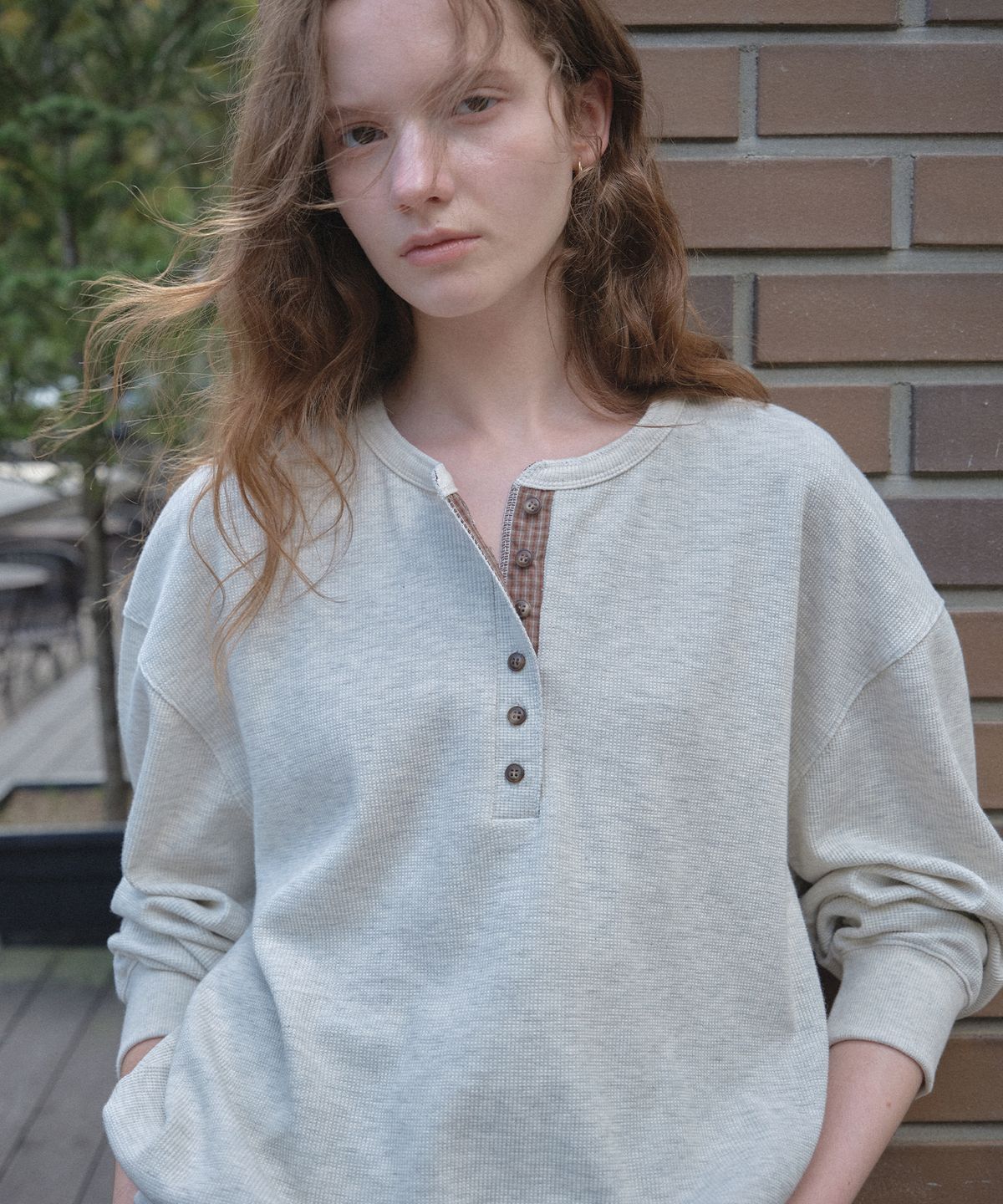 틸아이다이(TILL I DIE) Waffle check henley sweatshirt [TIFA05LT06]_Oatmeal