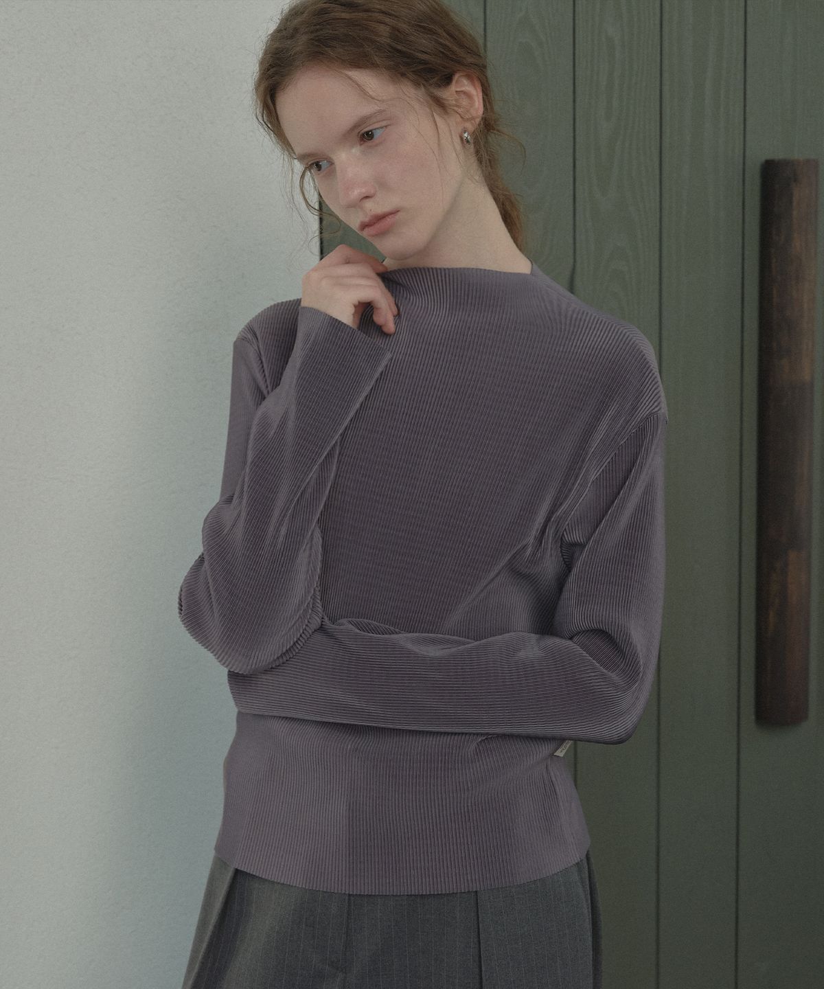 틸아이다이(TILL I DIE) Pleats mock neck top [TIFA05LT13]_Charcoal