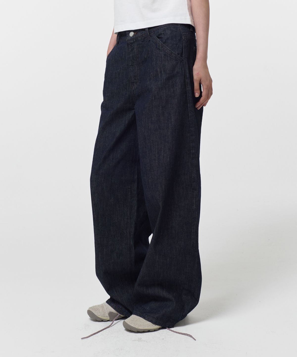 지비에이치 어패럴(GBH APPAREL) WIDE CINCH-BACK JEAN / INDIGO