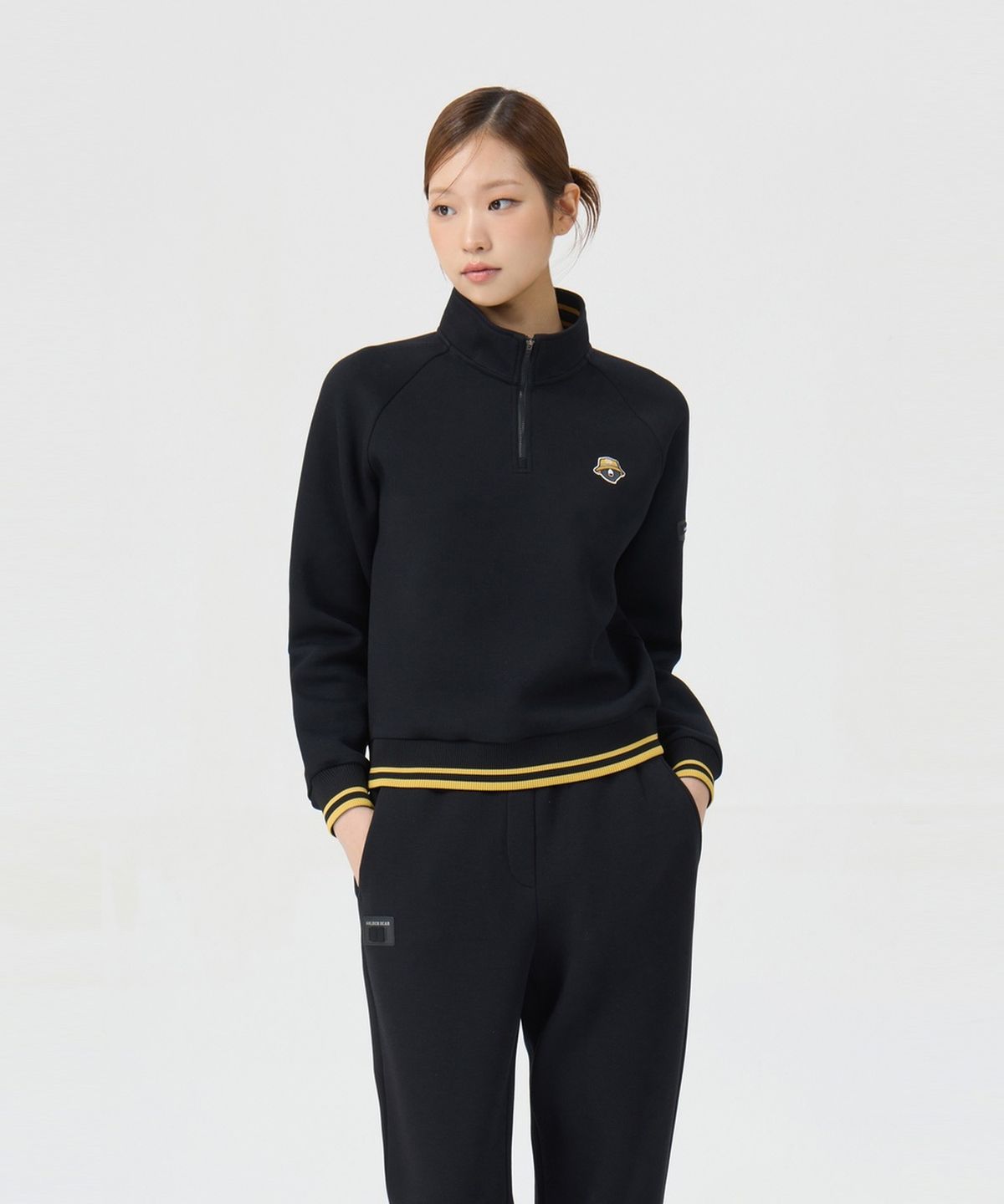 골든베어(GOLDEN BEAR) (여성) Double-Faced Half-Zip Pullover (SET UP) G5TAW26005BKX