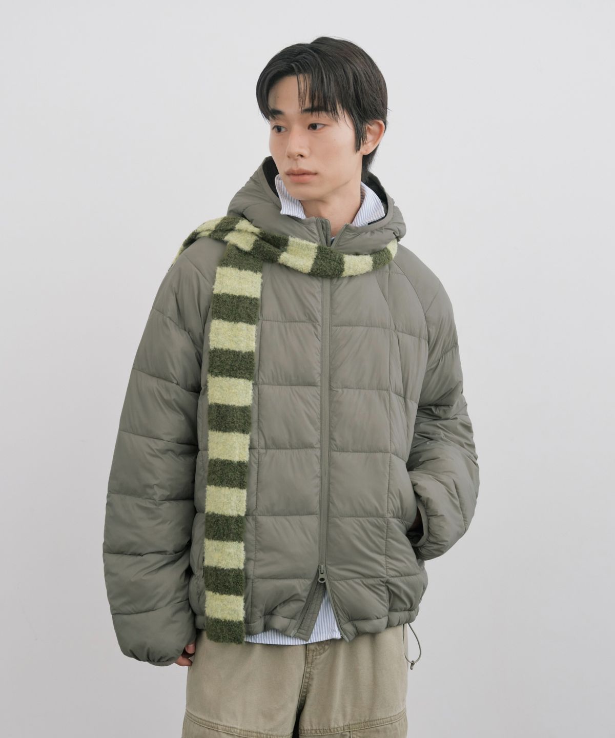 키뮤어(KIIMUIR) [SUPER HEAT] 후드 플리스 경량 패딩_카키그레이