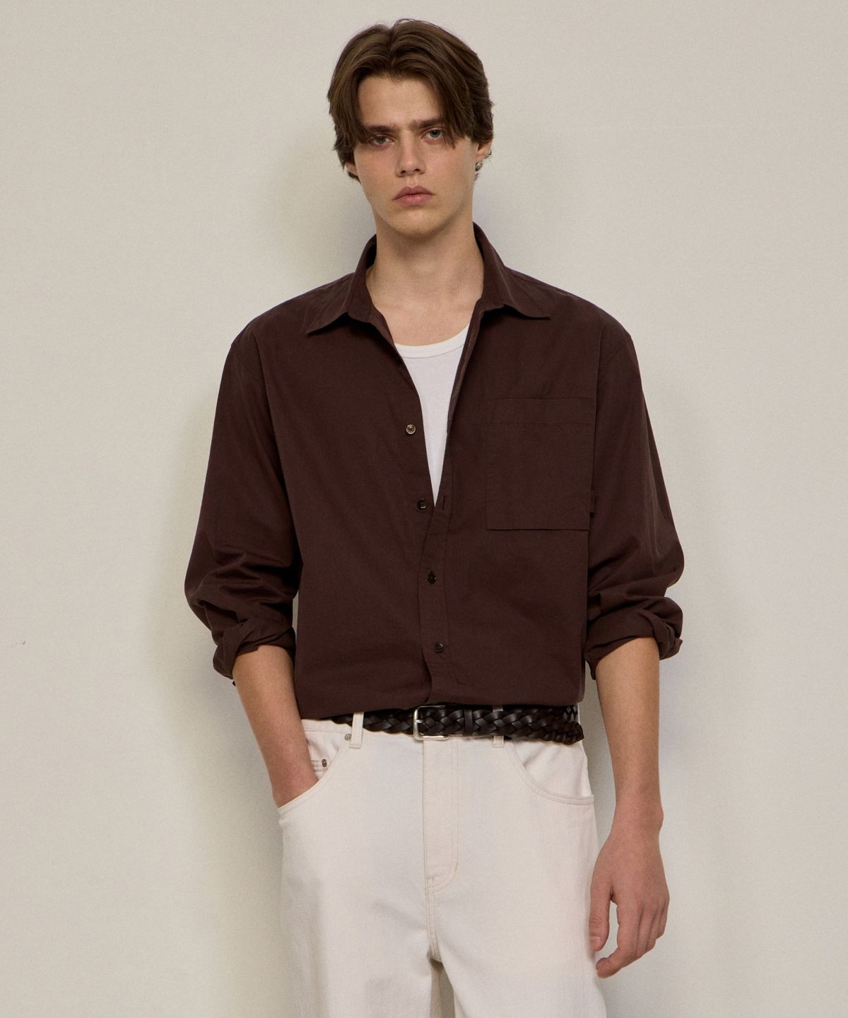 질스튜어트뉴욕 맨(JILLSTUART NEWYORK MEN) 오버핏 워싱 솔리드 코튼 셔츠 - 다크브라운 (JNSH6C002W3)