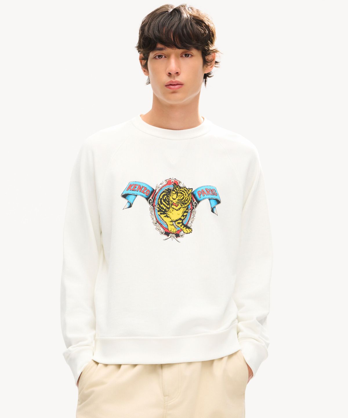 겐조(KENZO) 남성 점핑 타이거 클래식 스웻셔츠_K266AMW301WHX