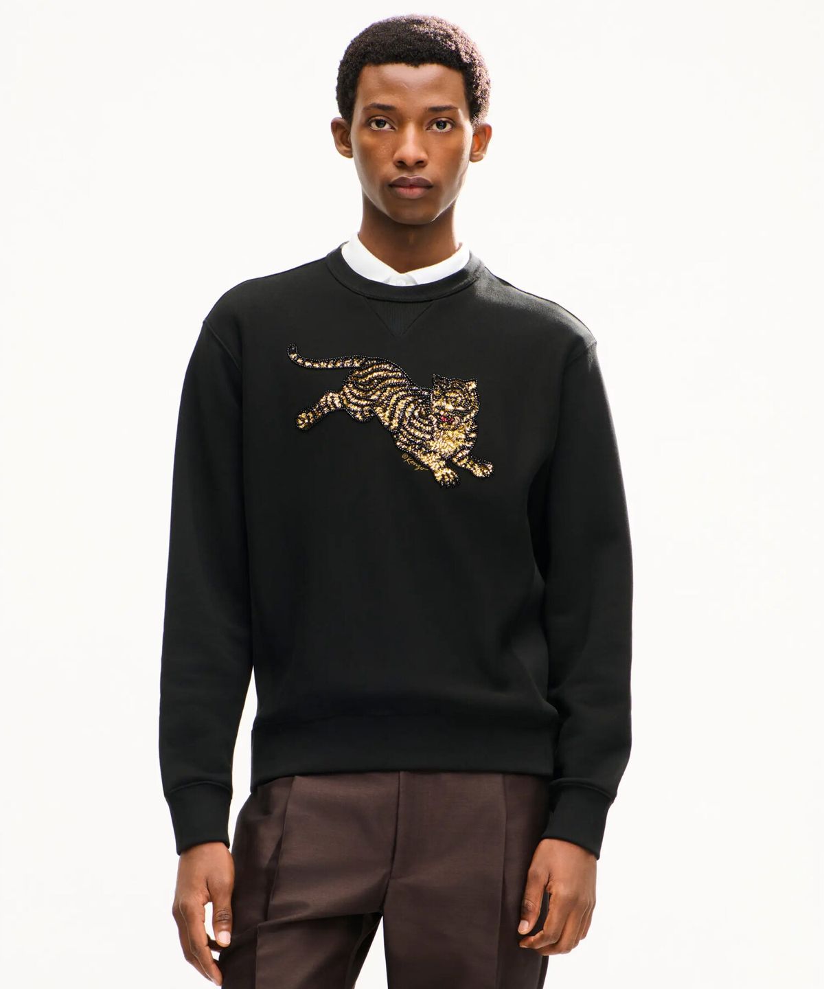 겐조(KENZO) 유니섹스 점핑 타이거 클래식 스웻셔츠_K266AUW301BKX