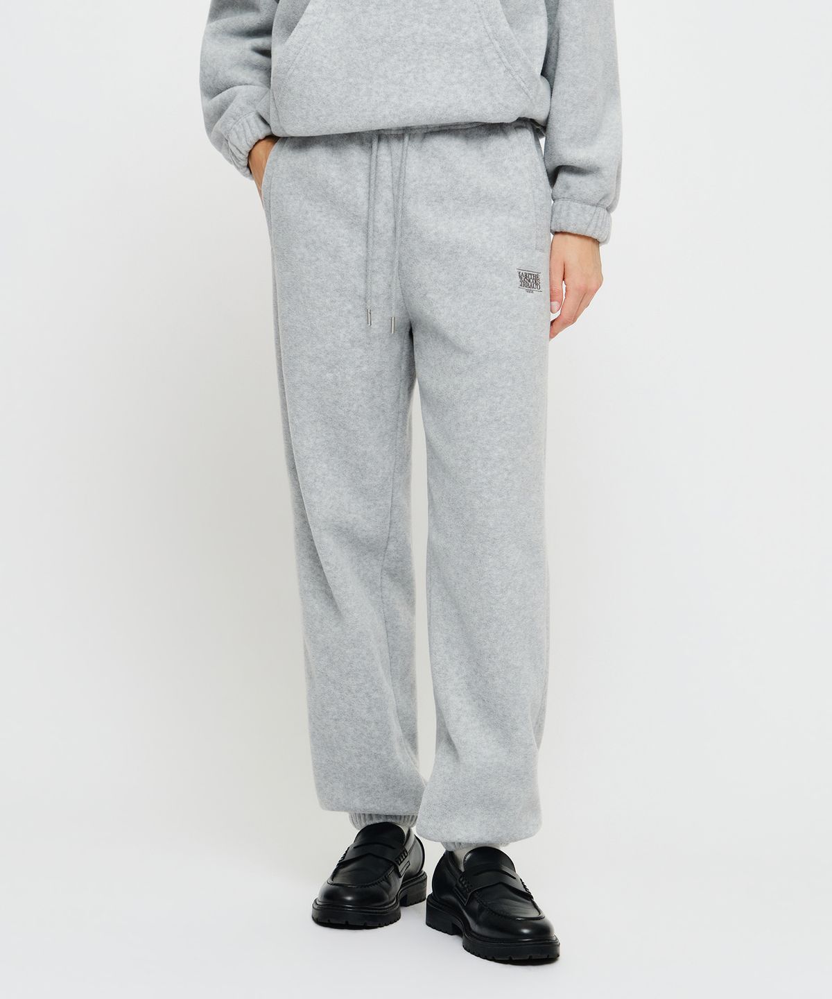마리떼 프랑소와 저버(MARITHÉ + FRANҪOIS GIRBAUD) CLASSIC LOGO FLEECE JOGGERS heather gray