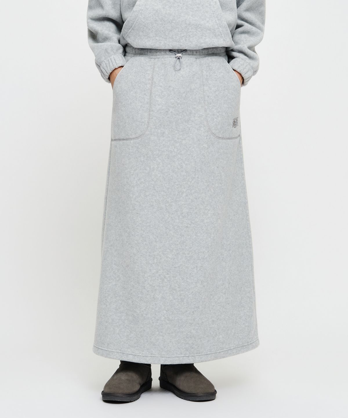 마리떼 프랑소와 저버(MARITHÉ + FRANҪOIS GIRBAUD) W CLASSIC LOGO LONG FLEECE SKIRT heather gray
