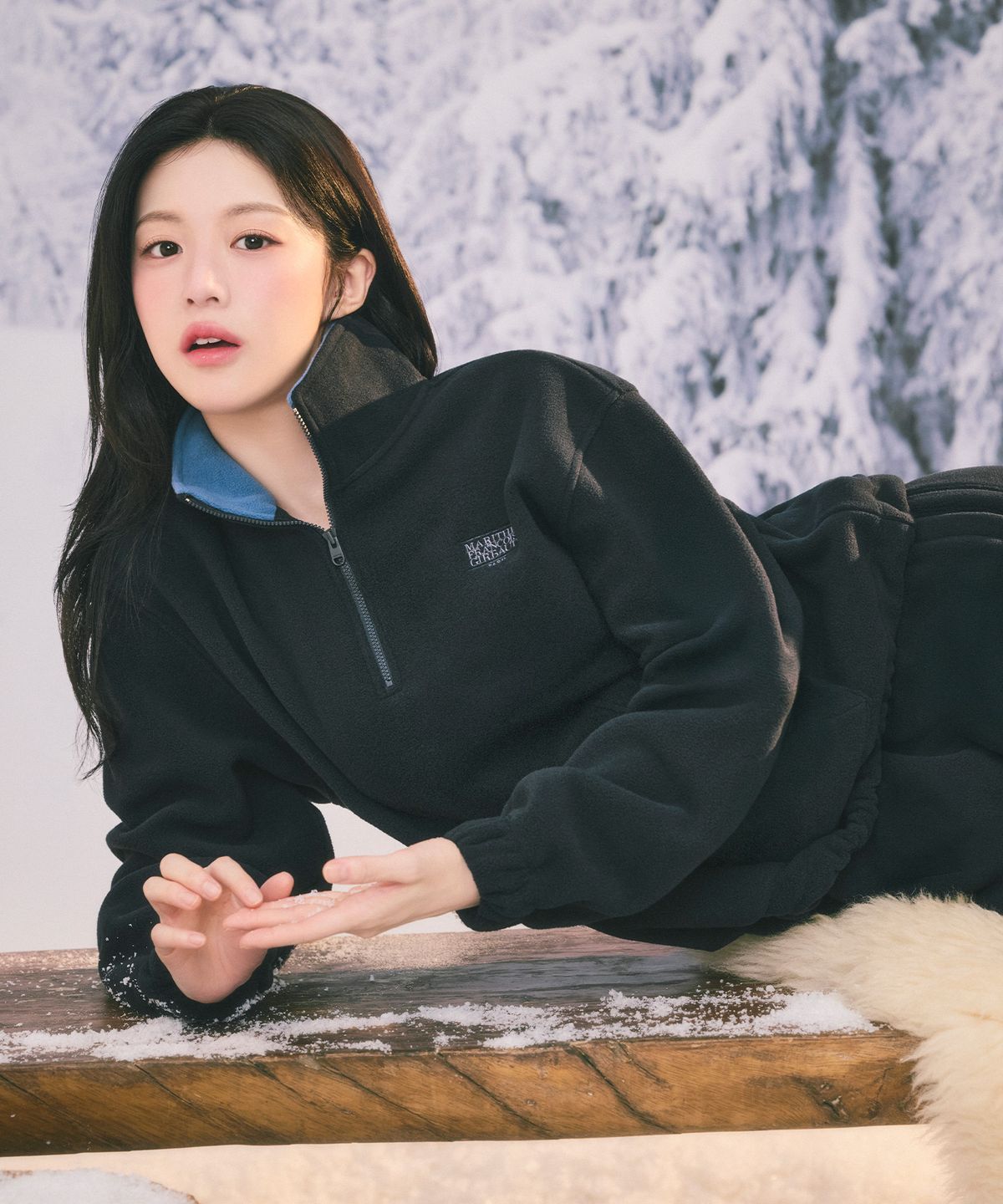 마리떼 프랑소와 저버(MARITHÉ + FRANҪOIS GIRBAUD) SMALL CLASSIC LOGO FLEECE ANORAK dark navy