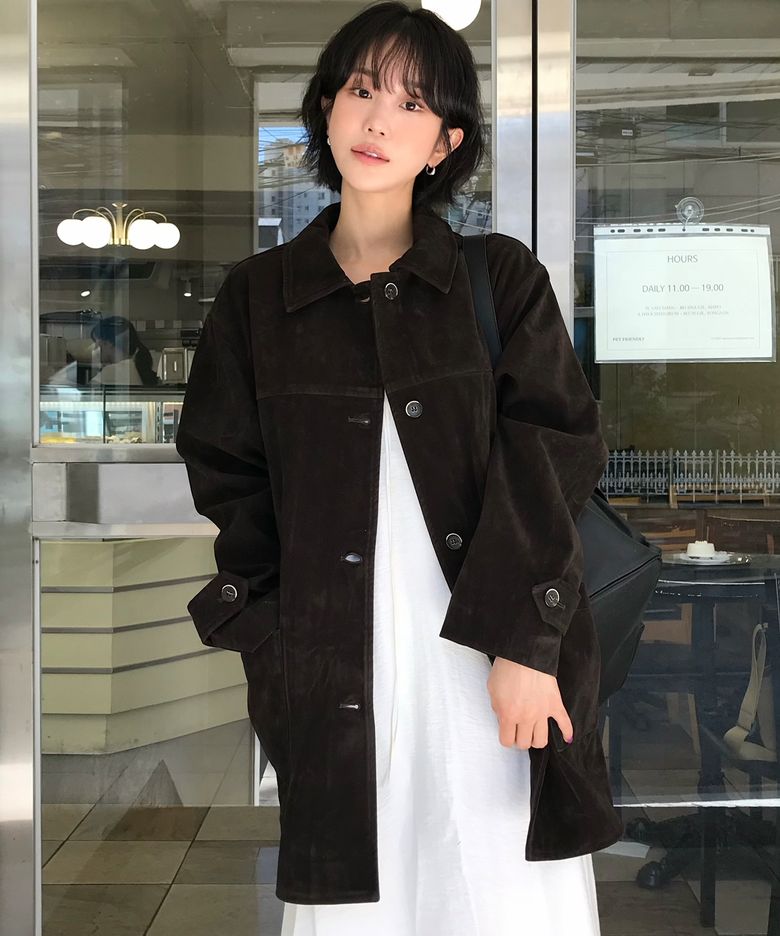 [쁨이 PICK] [Atelier Edition] 비건 스웨이드 싱글 하프 자켓_DARK BROWN(WCB6OT07)