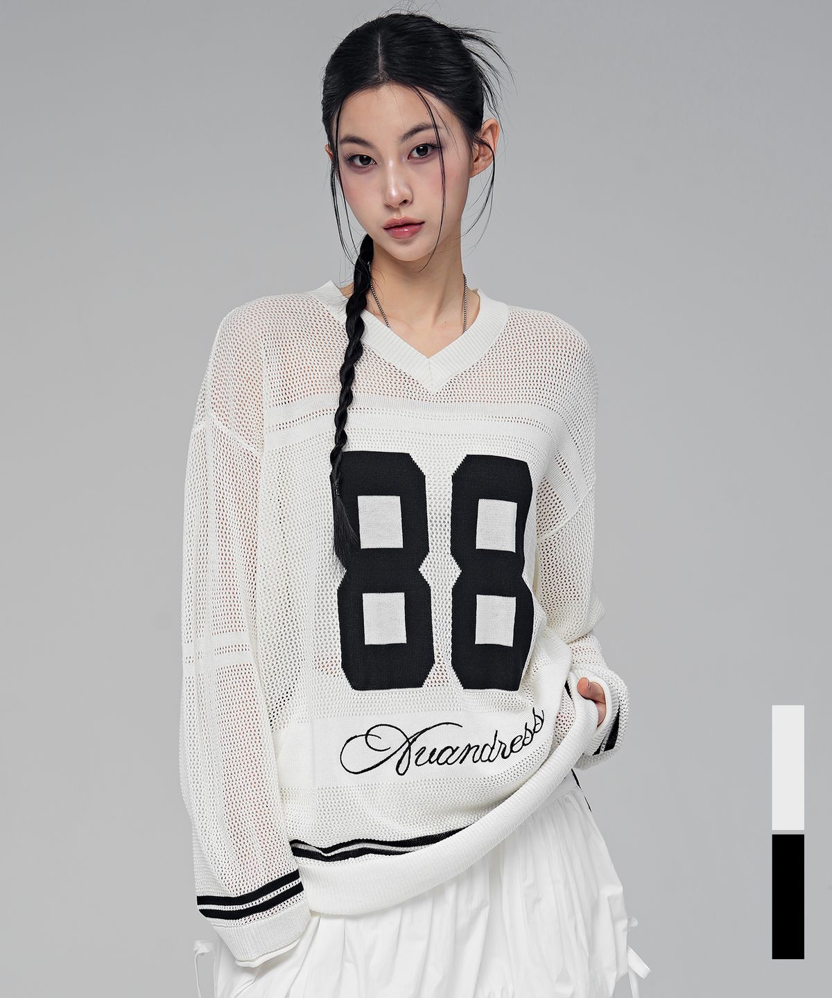 어반드레스(AVANDRESS) 디어 펀칭 88 니트_2COL