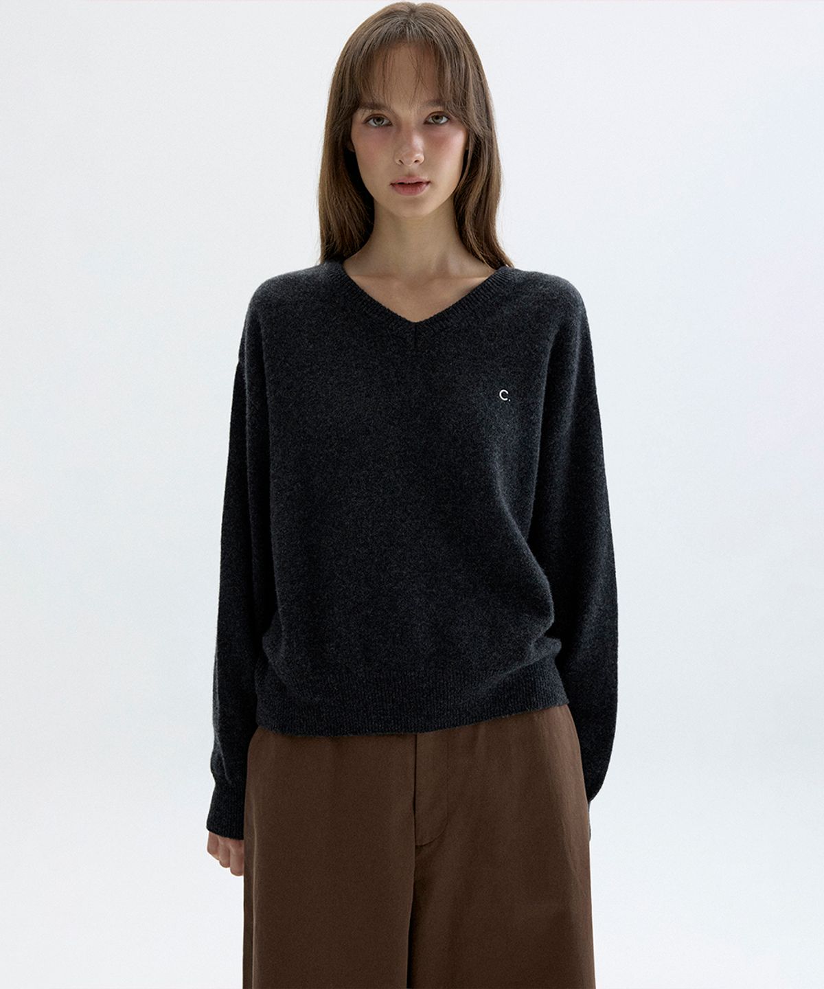 클로브(CLOVE) [26FW clove] V-Neck Knit Pullover (Charcoal Grey)