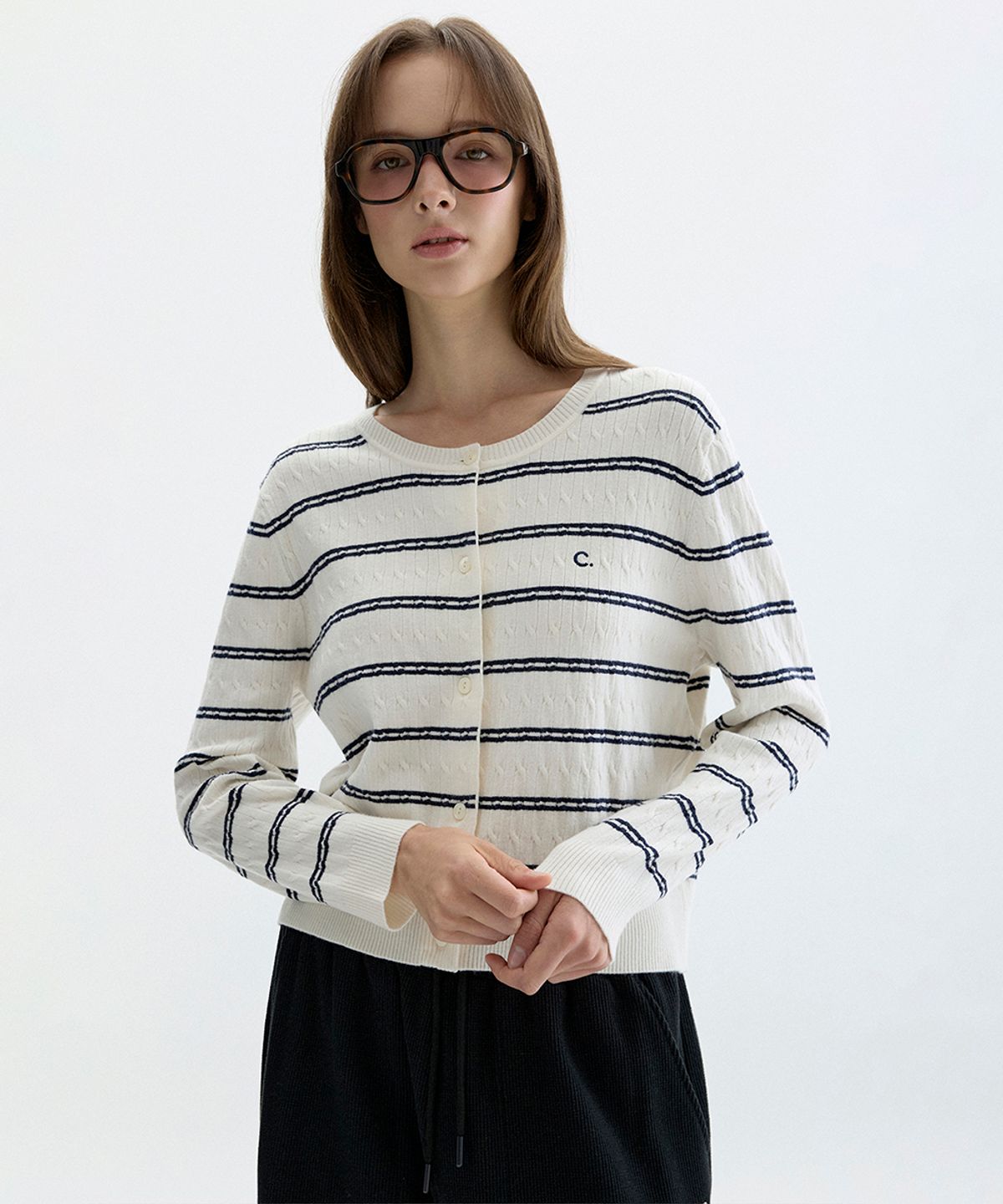 클로브(CLOVE) [26FW clove] Stripe Crew Neck Cardigan (Ivory)