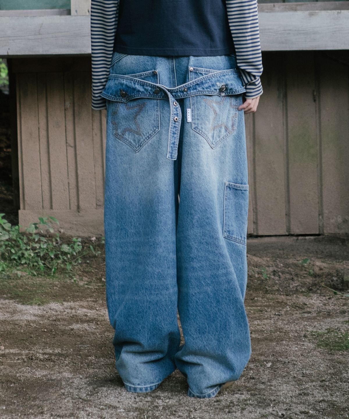 카비시(CAVISH) CINCH BACK CURVED DENIM PANTS BLUE(CV2GFFD110A)