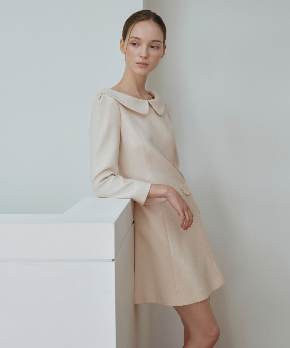 토와브(TOWAV) RONNIE MINI DRESS_CREAM