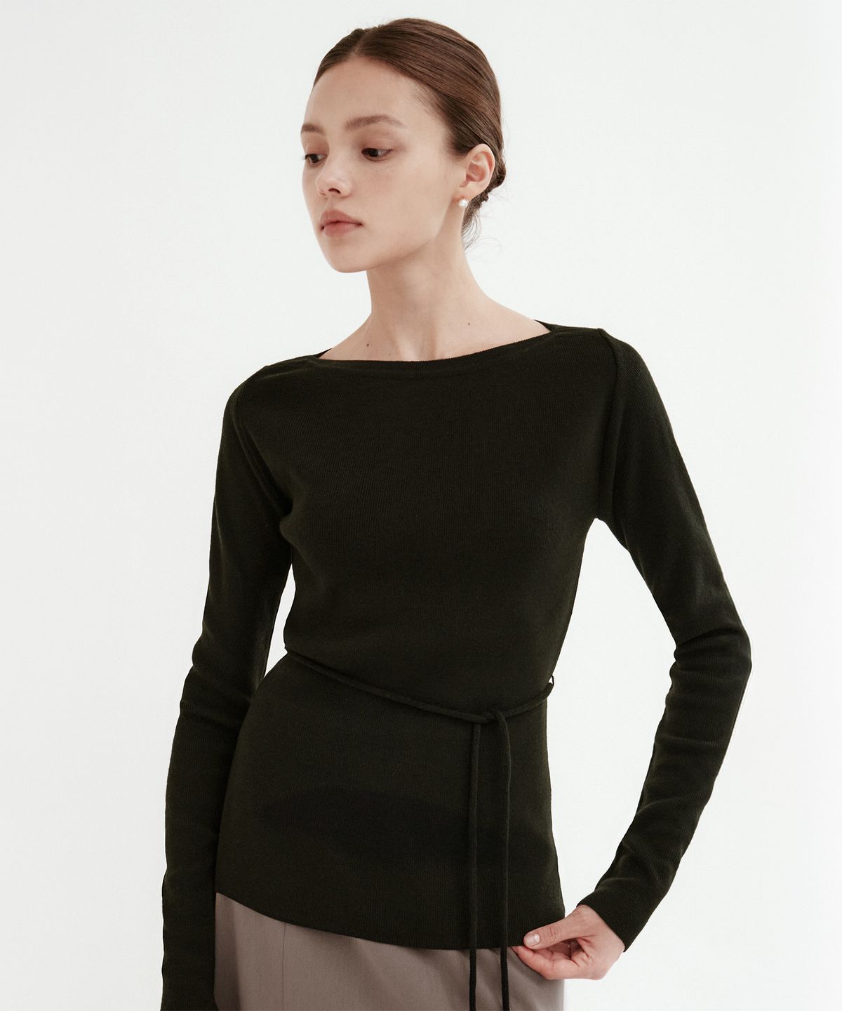 토와브(TOWAV) MISTY BOAT NECK KNIT