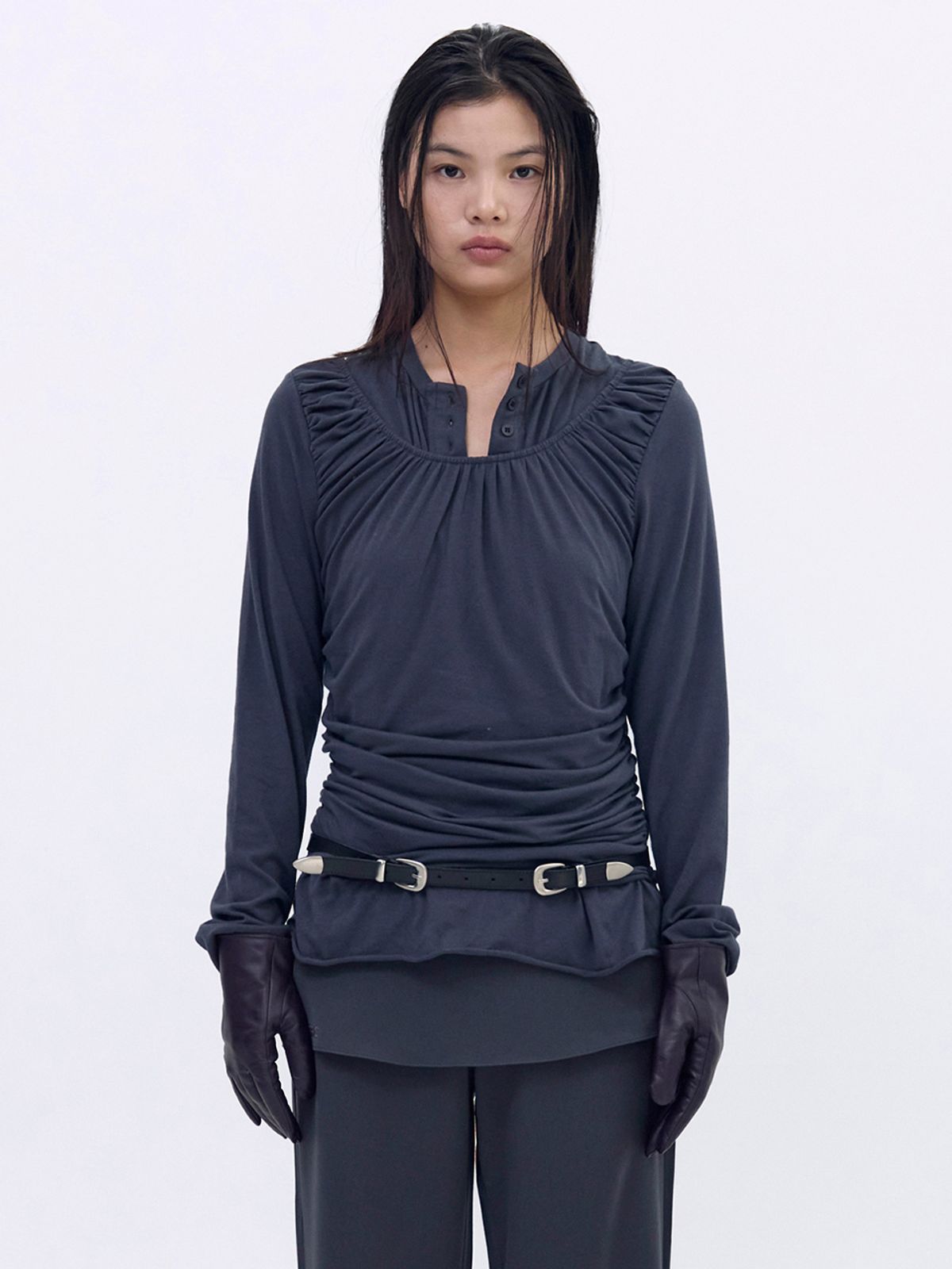 세릭(CERRIC) Layered Shirring Button Top _ Charcoal