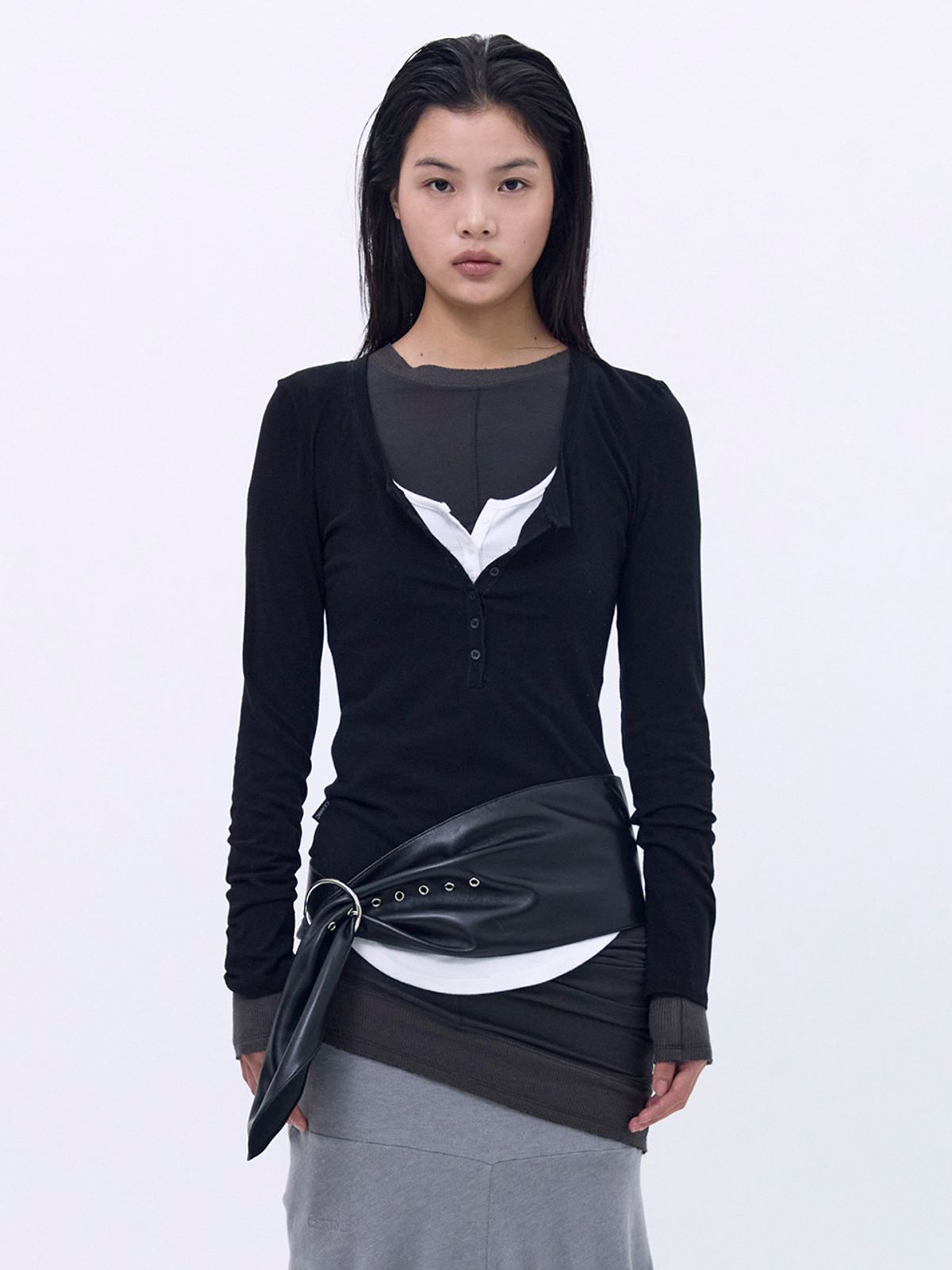 세릭(CERRIC) Button Layered Top _ Black