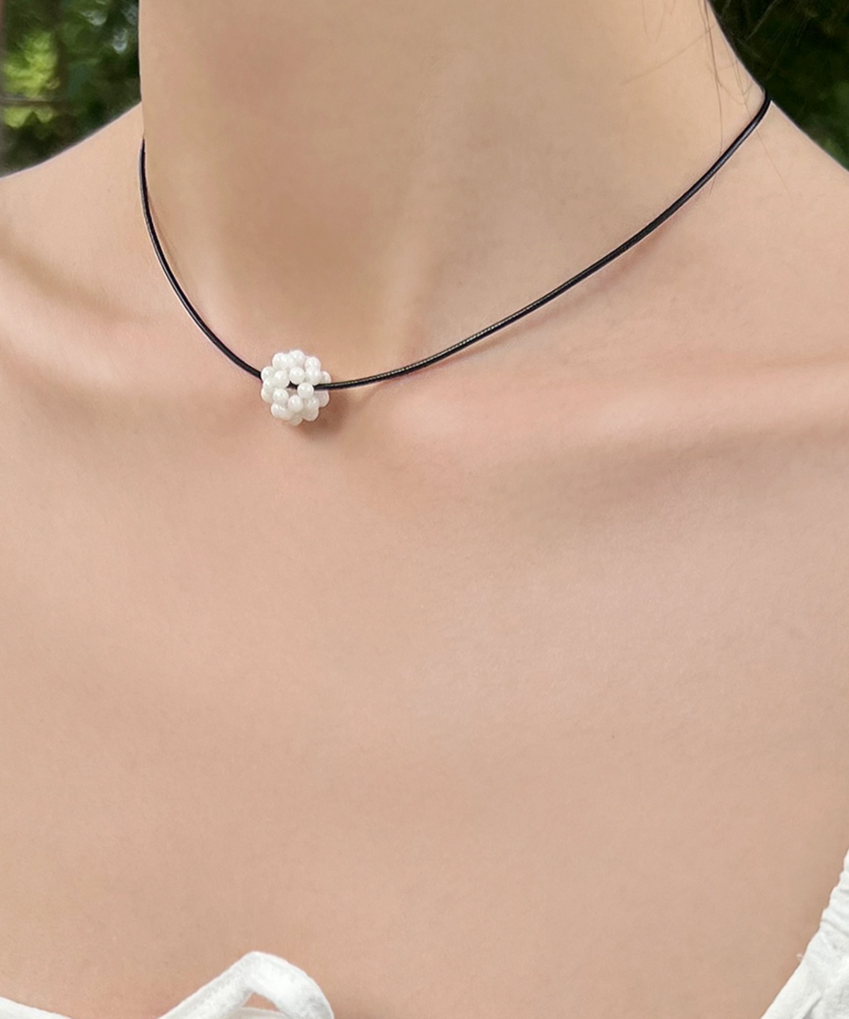 판타스틱 플래닛(FANTASTIC PLANET) coral white ball string necklace (2colors)