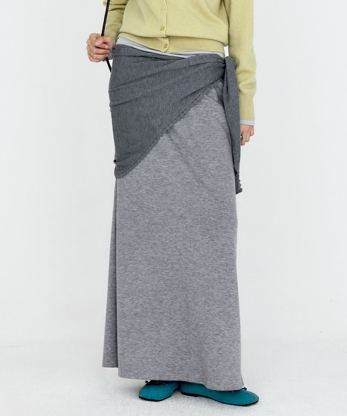 몽돌(MONGDOL) [SET] 울 블렌드 스카프 레이어드 롱 스커트 그레이 MDSK041GRAY