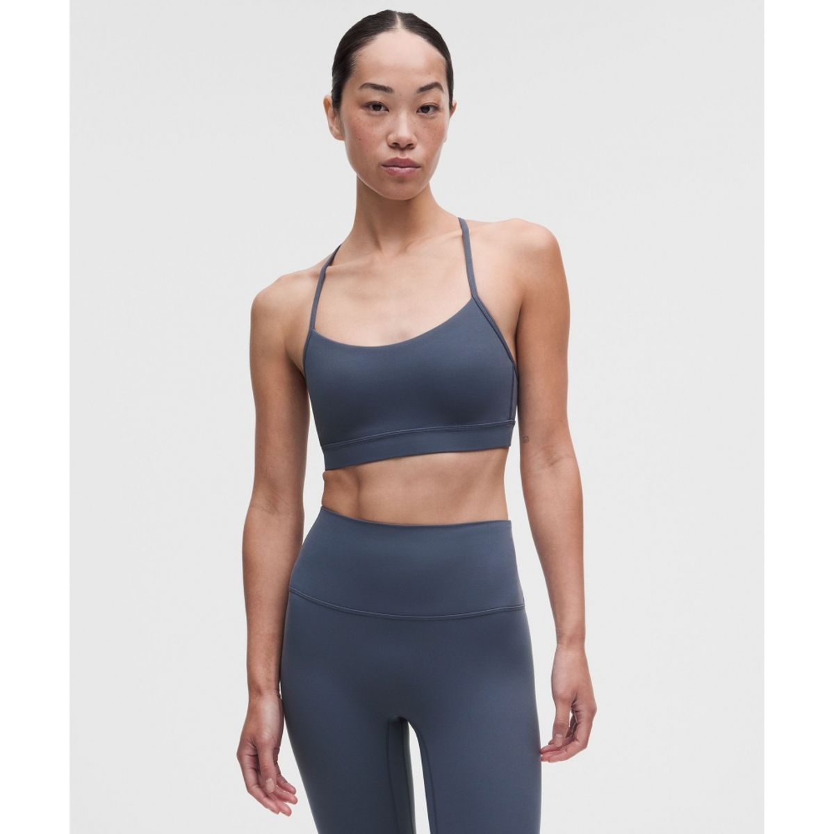 룰루레몬(LULULEMON) 플로우 Y 브라 Nulu *라이트 서포트, B C컵 아시아 핏