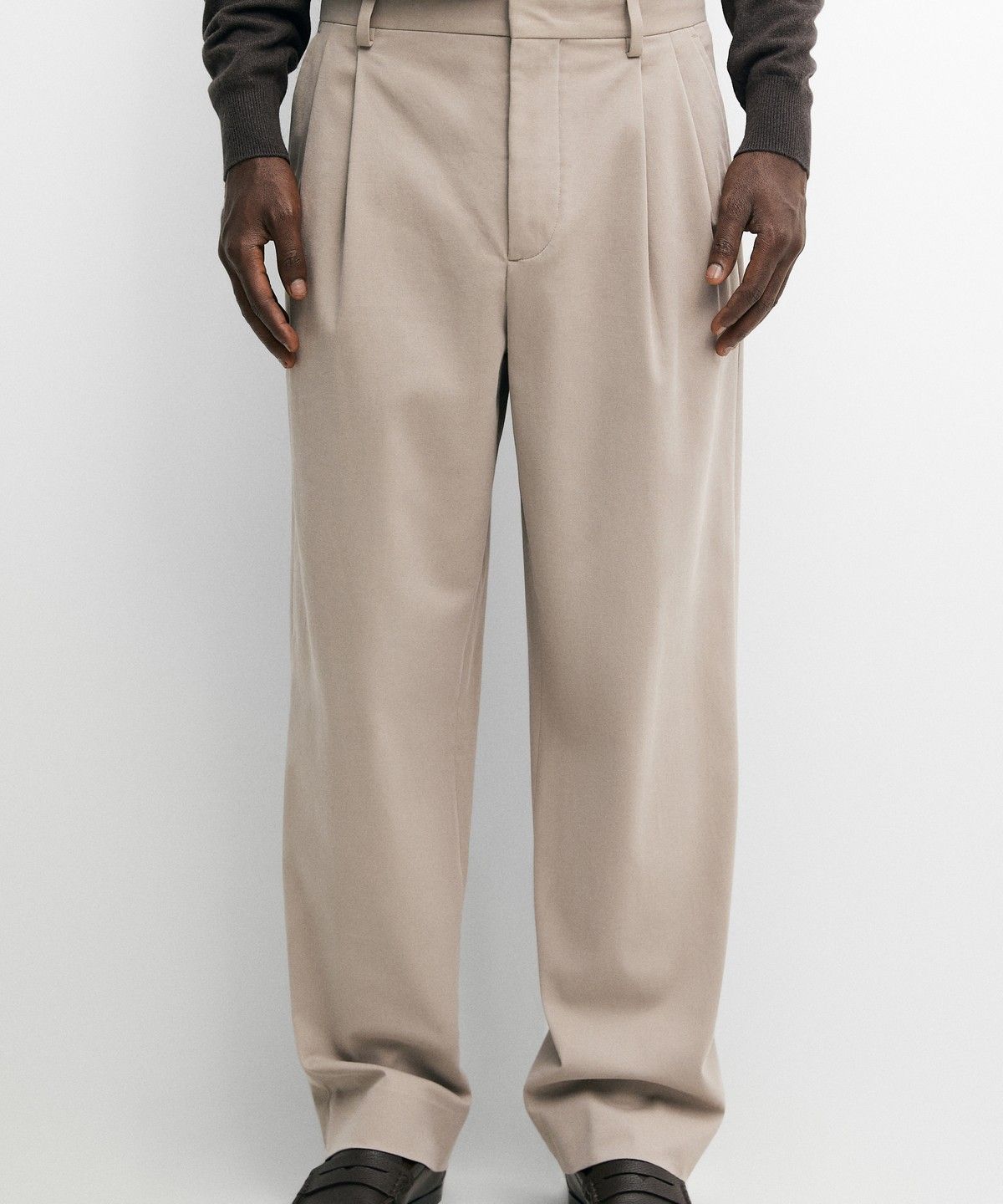 마시모두띠(MASSIMO DUTTI) 코튼 블렌드 핀턱 팬츠