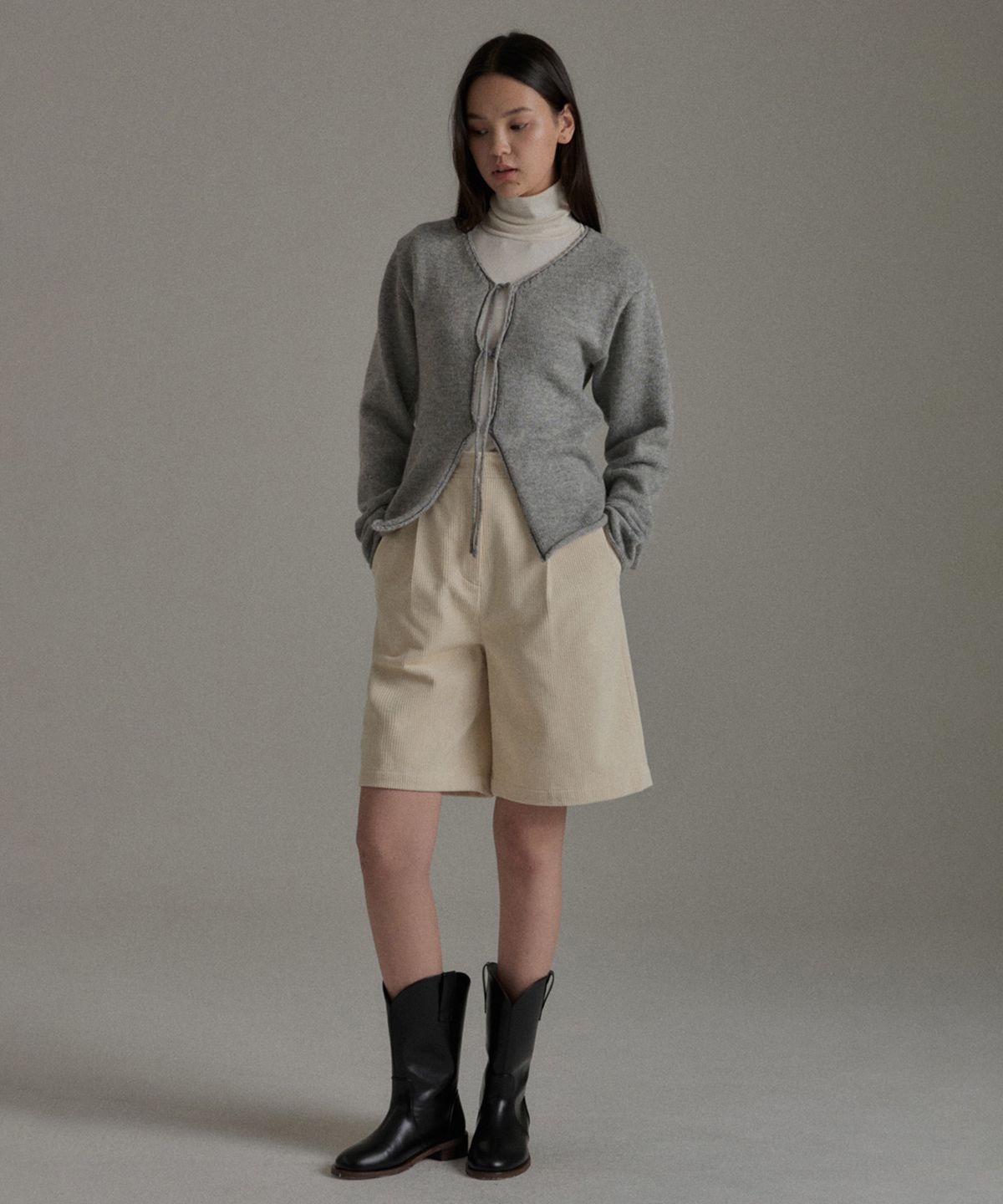 망고매니플리즈(MANGO MANY PLEASE) TABLE CORDUROY SHORTS