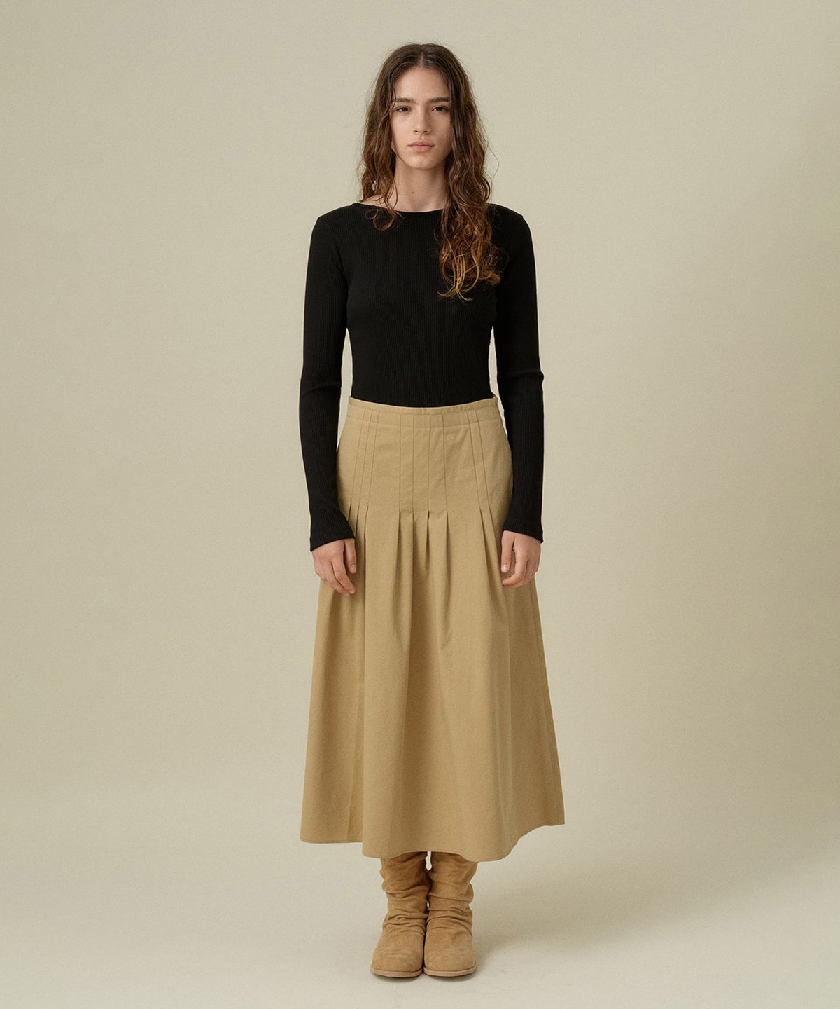 망고매니플리즈(MANGO MANY PLEASE) MERCI PINTUCK SKIRT_BEIGE