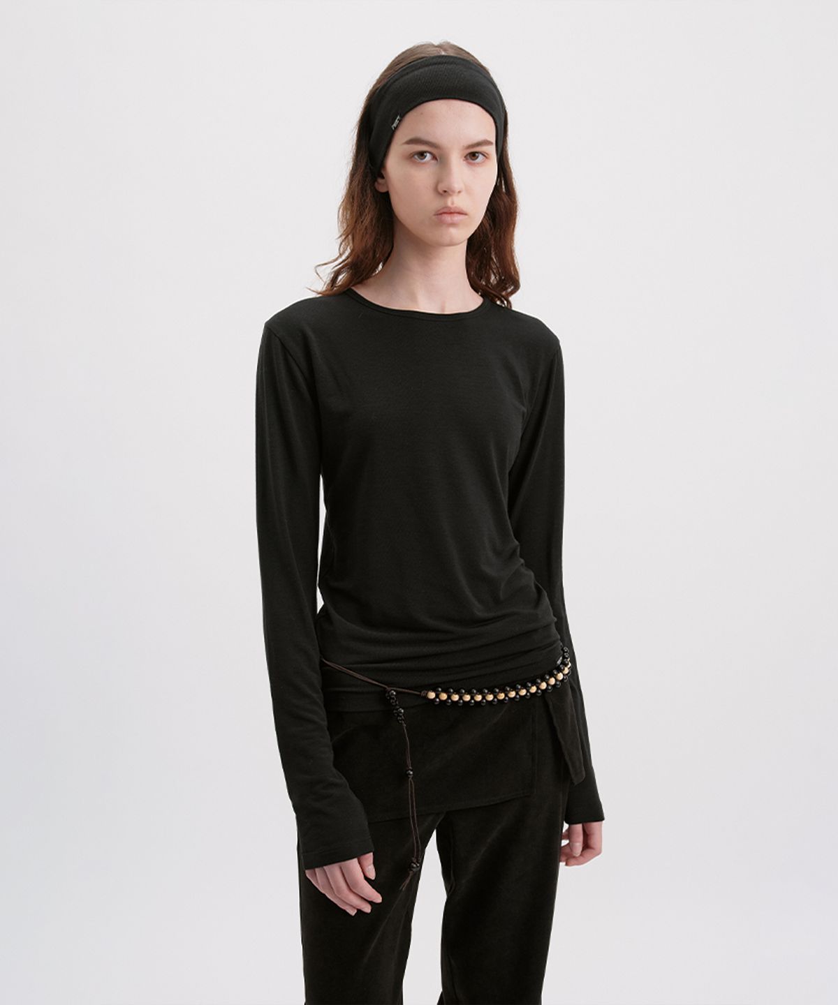시메트릭 퍼센트(SYMMETRICPERCENT) Basic Long Sleeve TS / Black