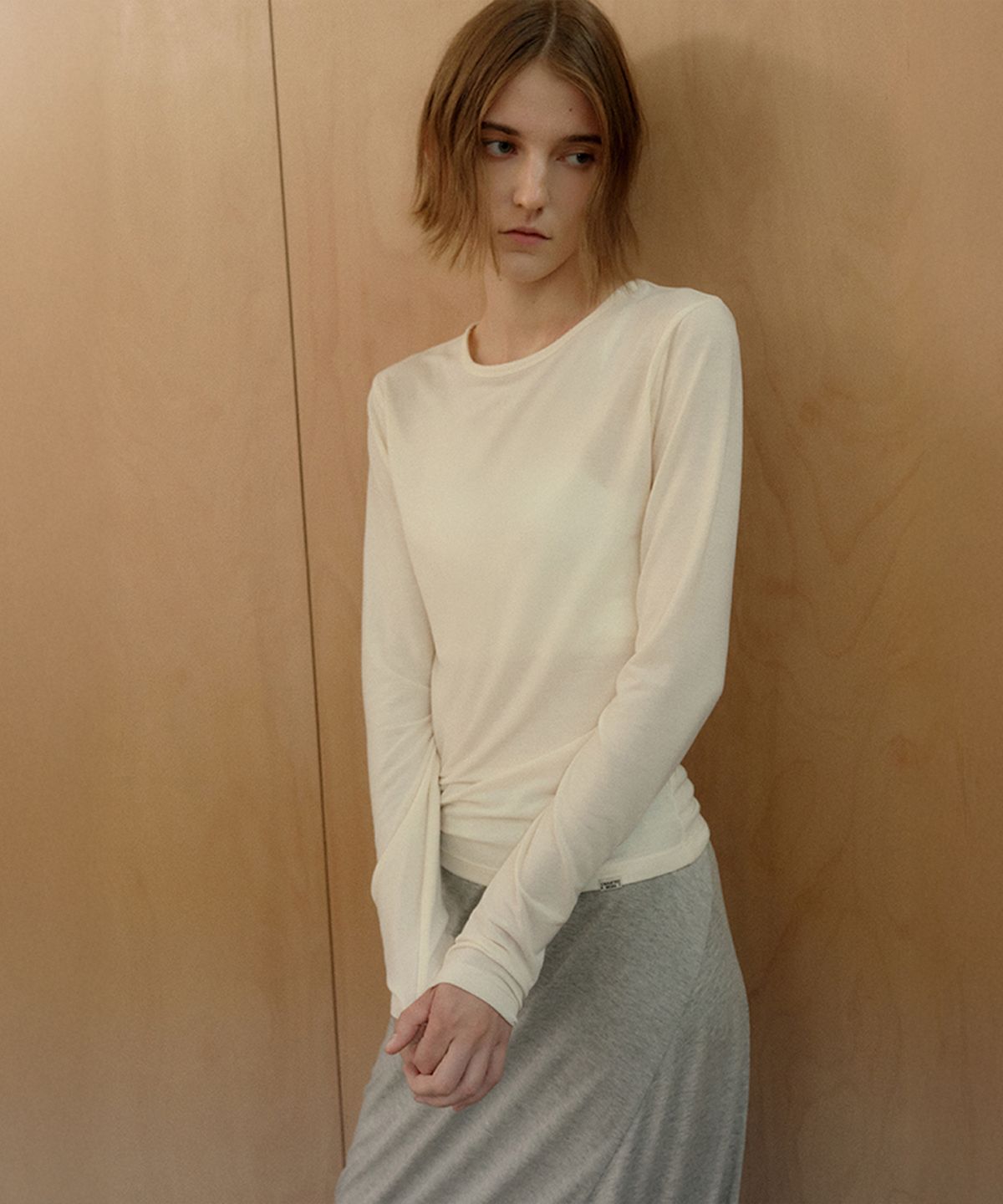 시메트릭 퍼센트(SYMMETRICPERCENT) Basic Long Sleeve TS / Cream