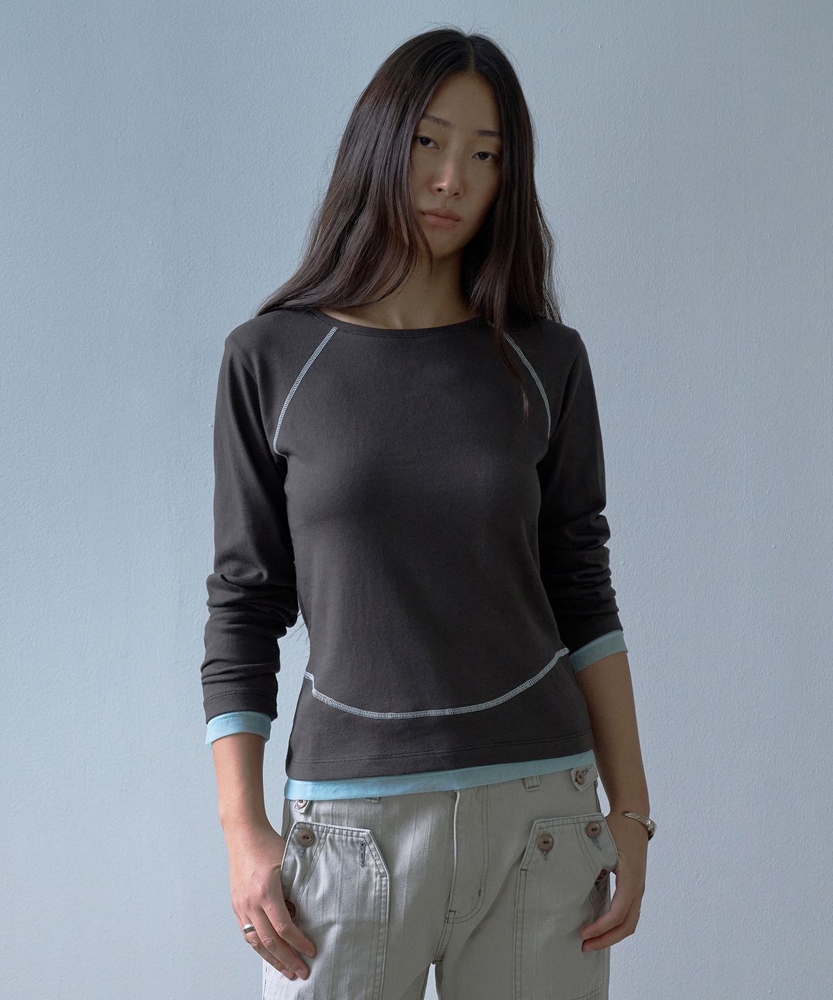 웰빙익스프레스(WELLBEING EXPRESS) Layered Edge Top Charcoal