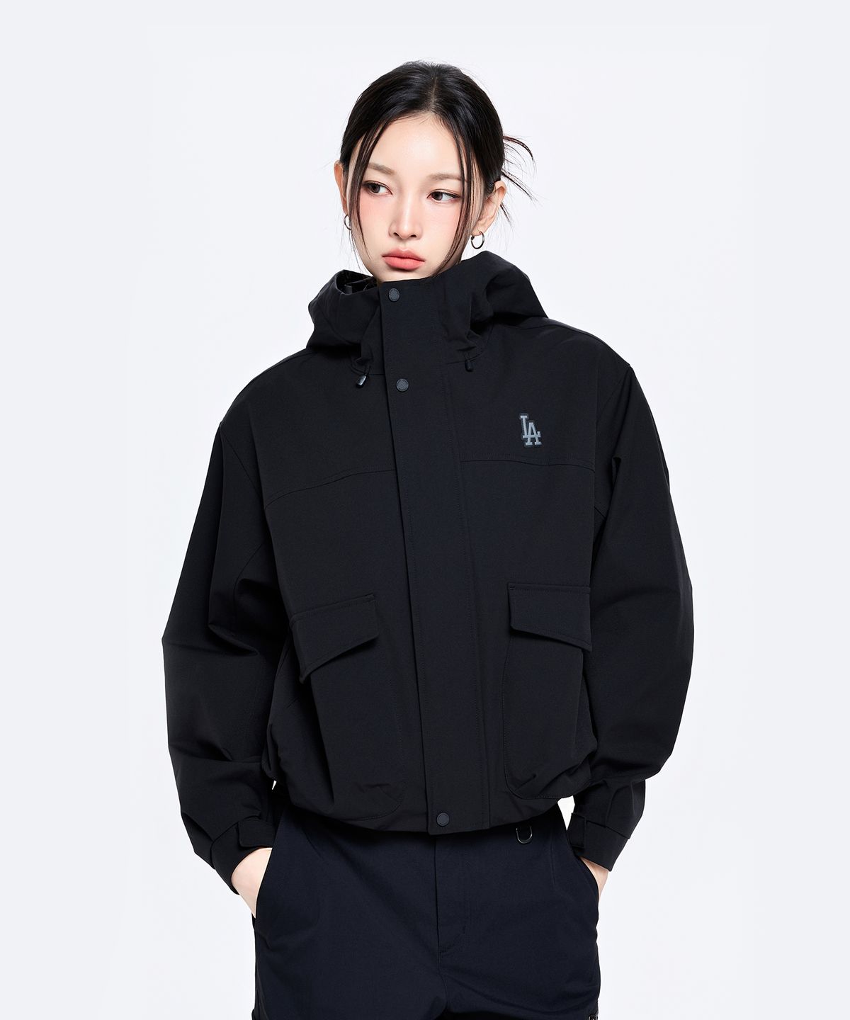 엠엘비(MLB) 여성 고프코어 2L 커브 바람막이 LA (Black)