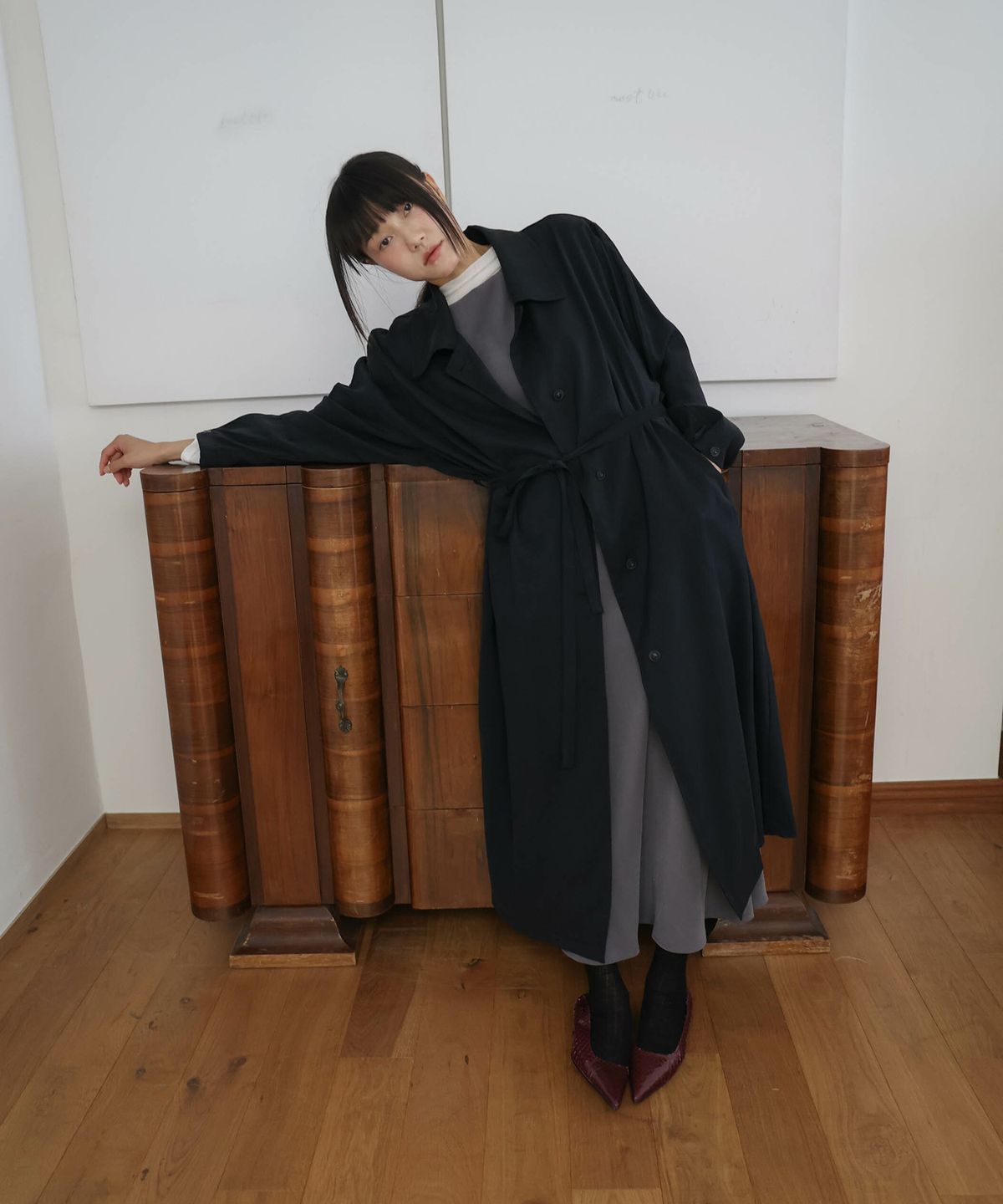 린테(LYNTE) Fluid Cupra Coat (Black)
