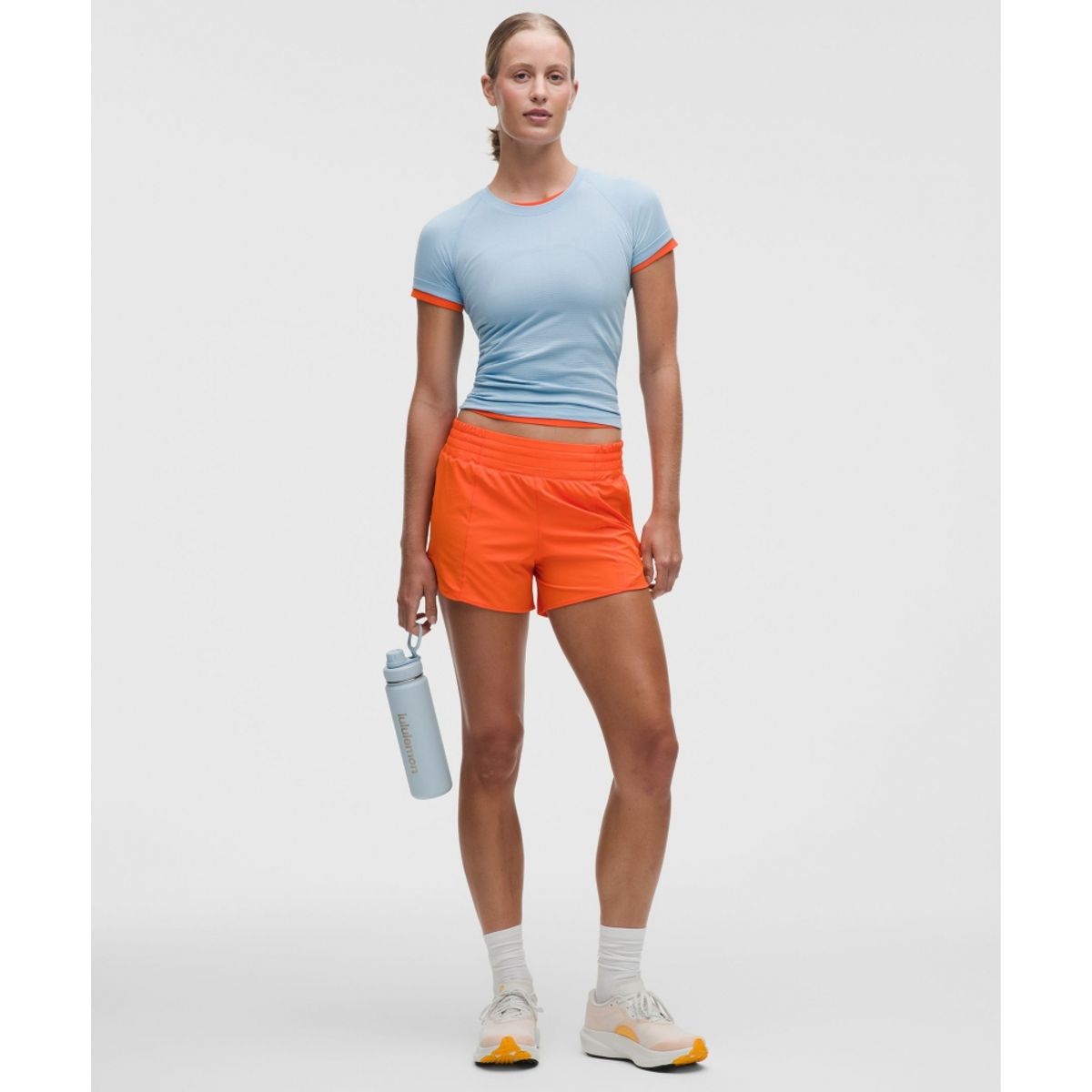 룰루레몬(LULULEMON) 핫티 핫 하이라이즈 라인드 쇼츠 4inch  OPUN