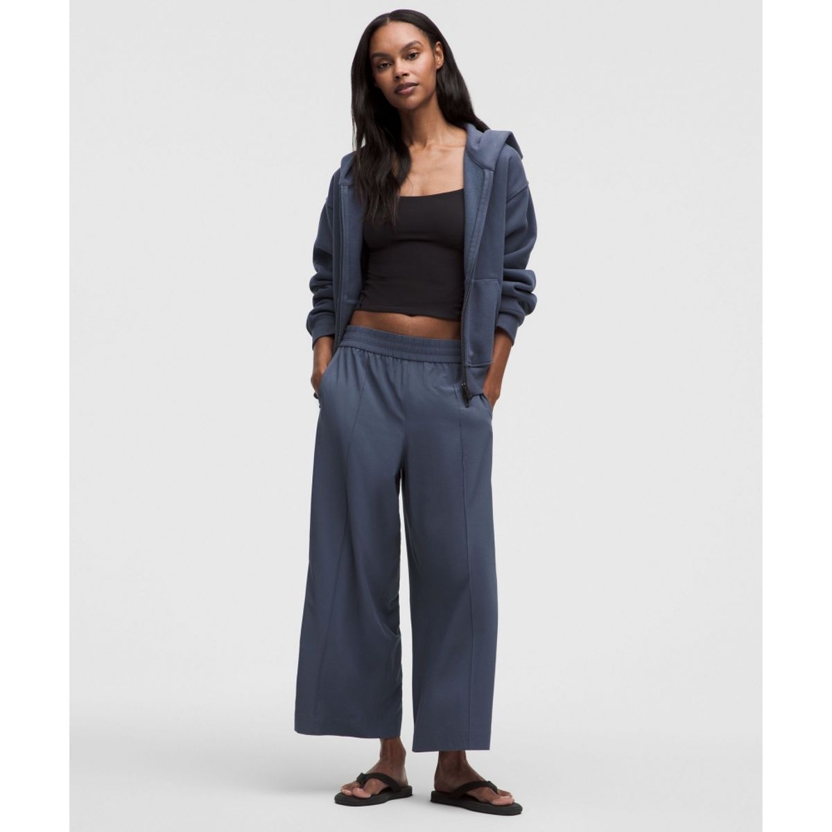 룰루레몬(LULULEMON) 브리즐리 미드라이즈 크롭 팬츠  DDND