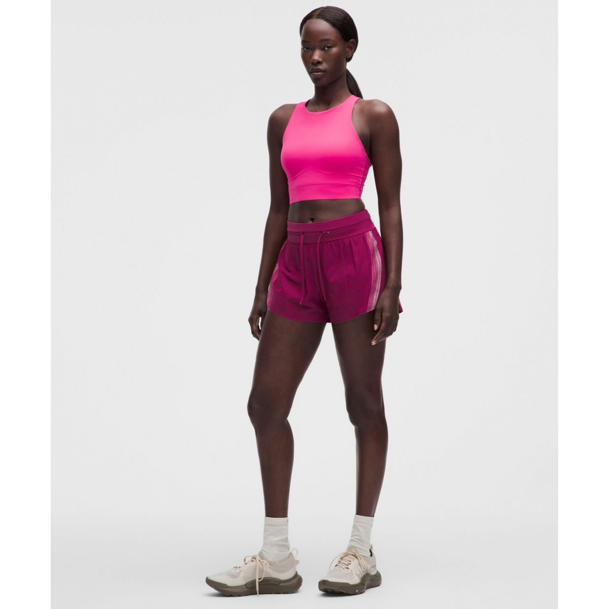 룰루레몬(LULULEMON) 패스트 앤 프리 에어플로우 미드라이즈 러닝 쇼츠 3inch
