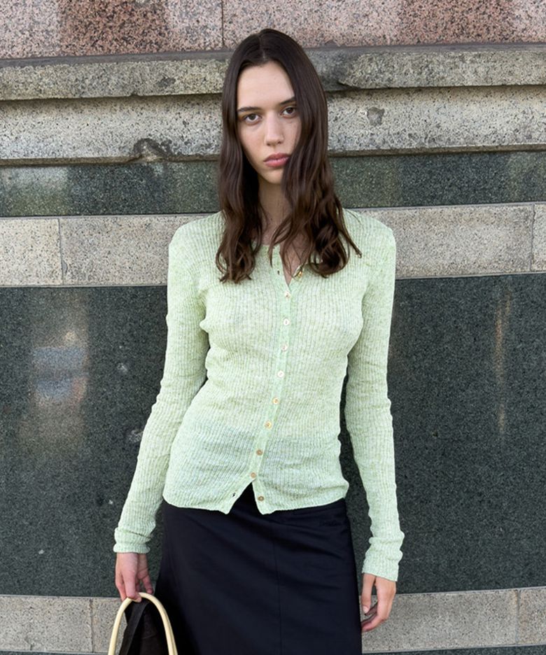 BUTTON POINT PLEATS CARDIGAN IN GREEN