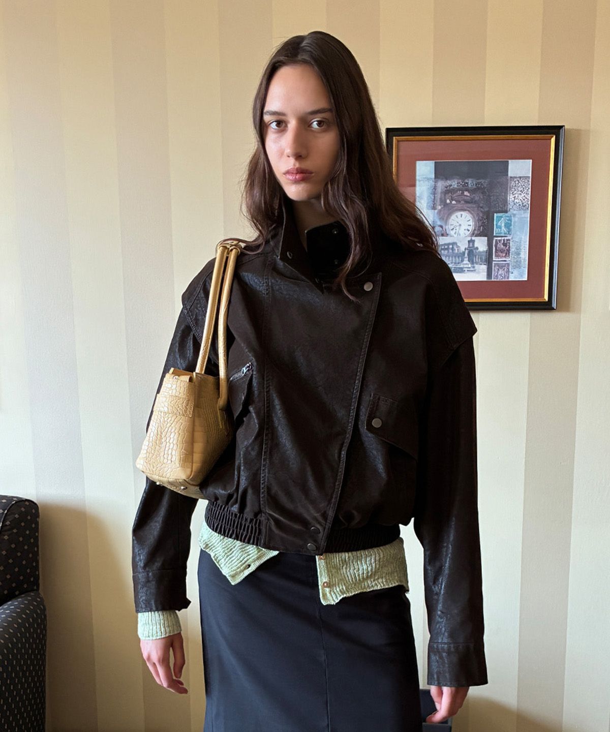 다이닛(DEINET) FAUX BOMBER LEATHER JACKET IN BROWN