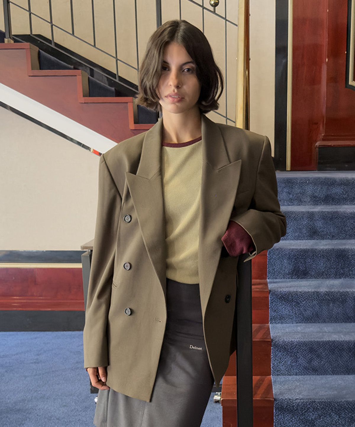 다이닛(DEINET) DOUBLE JACKET IN BROWN