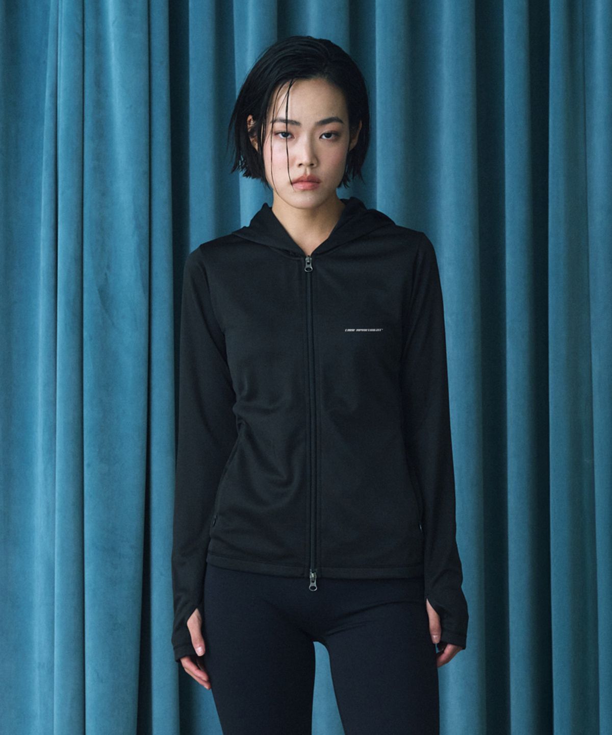 레인 아파트먼트(LANE APARTMENT) LIGHTWEIGHT HOODIE [BLACK]