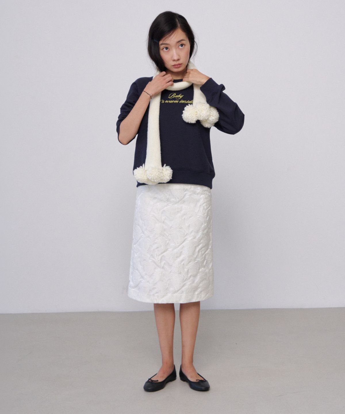 문선 아카이브(MOONSUN ARCHIVE) MJ Floral Jacquard Midi Skirt / WHITE