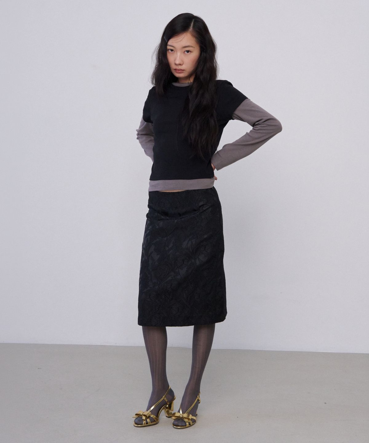 문선 아카이브(MOONSUN ARCHIVE) MJ Floral Jacquard Midi Skirt / BLACK