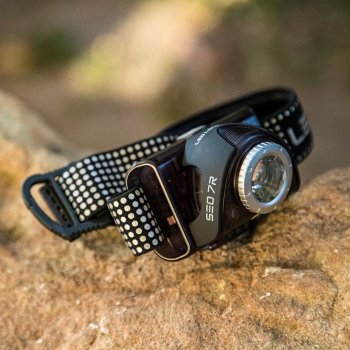 레드렌서(LEDLENSER) SEO7R Black(6107-RB)