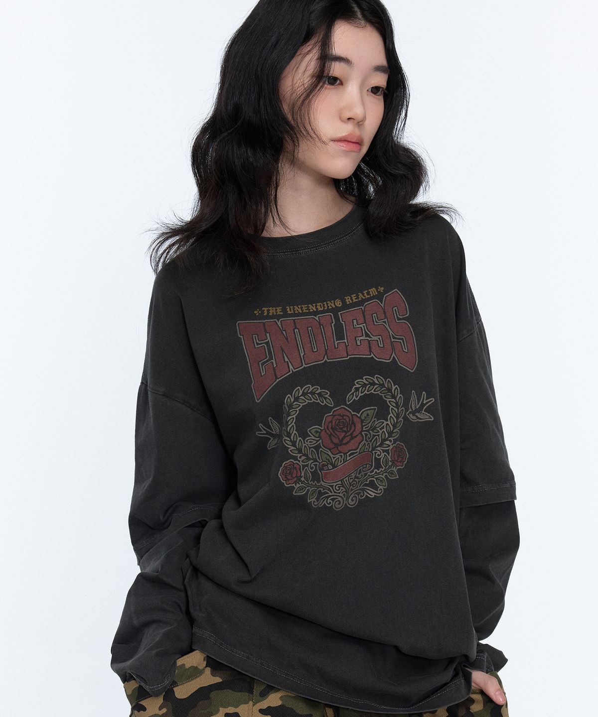 꼼파뇨(CPGN STUDIO) 엔드리스 레이어드 피그먼트 롱슬리브 스모크블랙