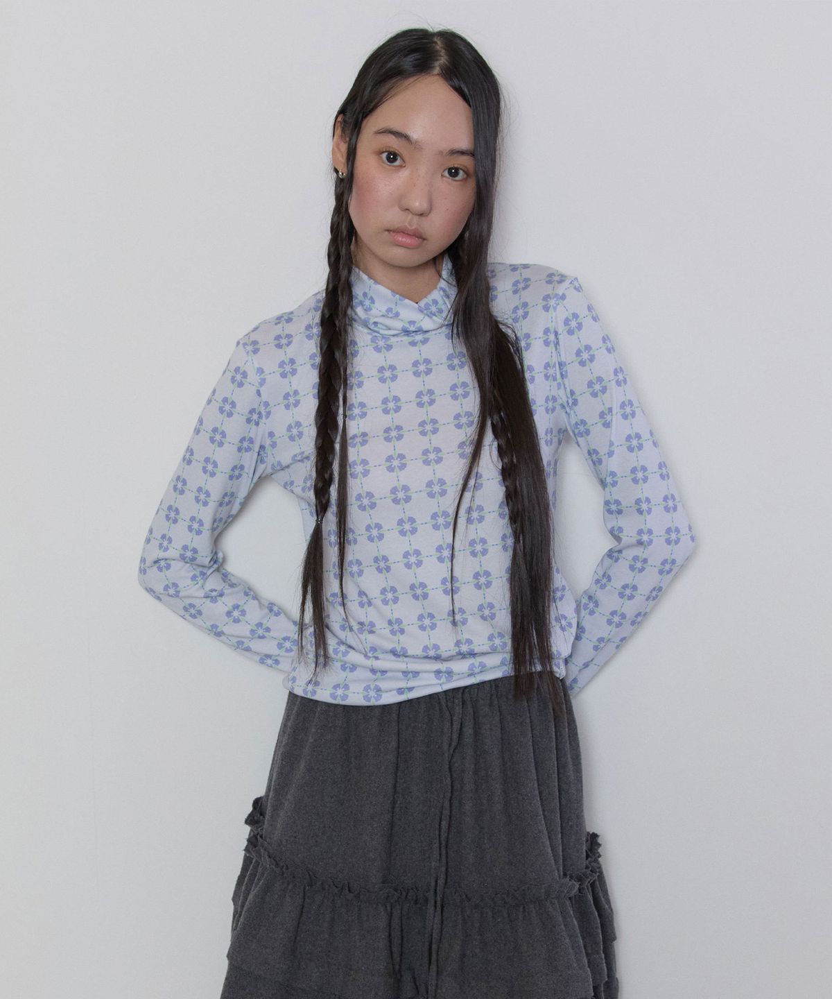 타입서비스(TYPESERVICE) Flora Tile Top [Gray]